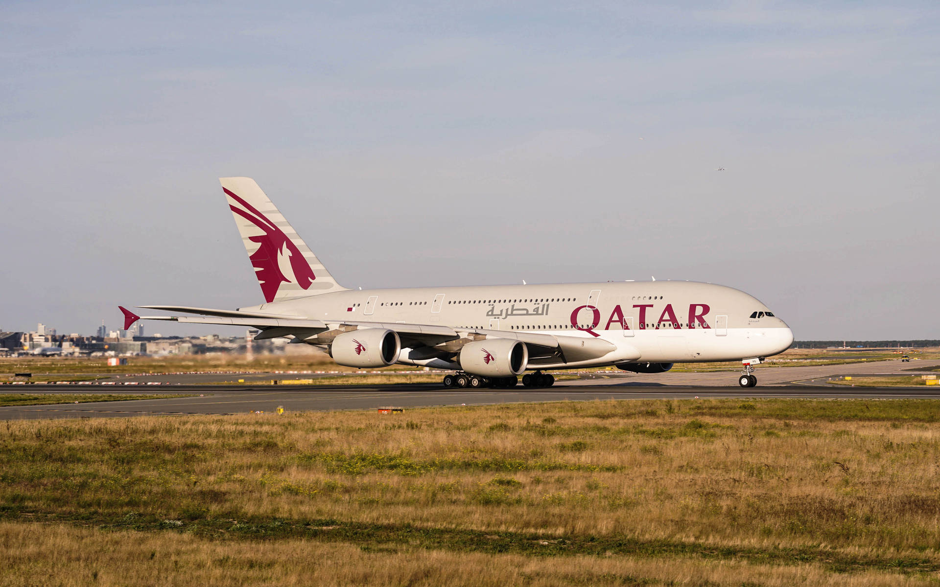 4k Plane Qatar Airways