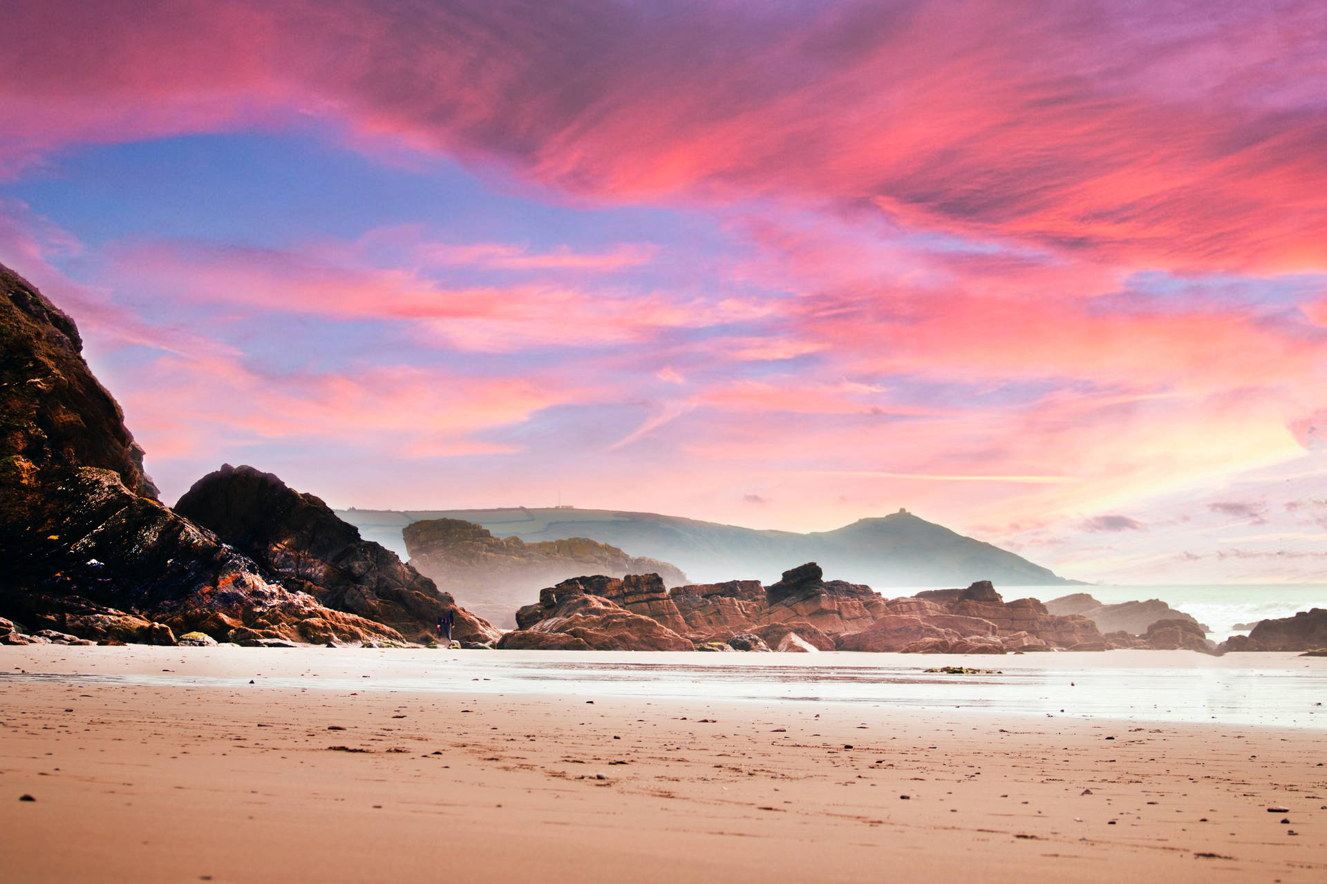 4k Ultra Hd Beach Pink Skies Wallpaper