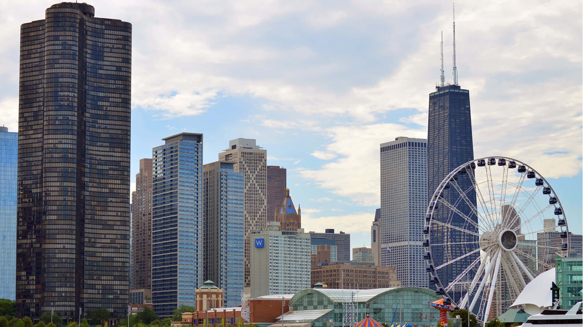 Det skinnede skyline af Chicago i 4k Ultra HD. Wallpaper