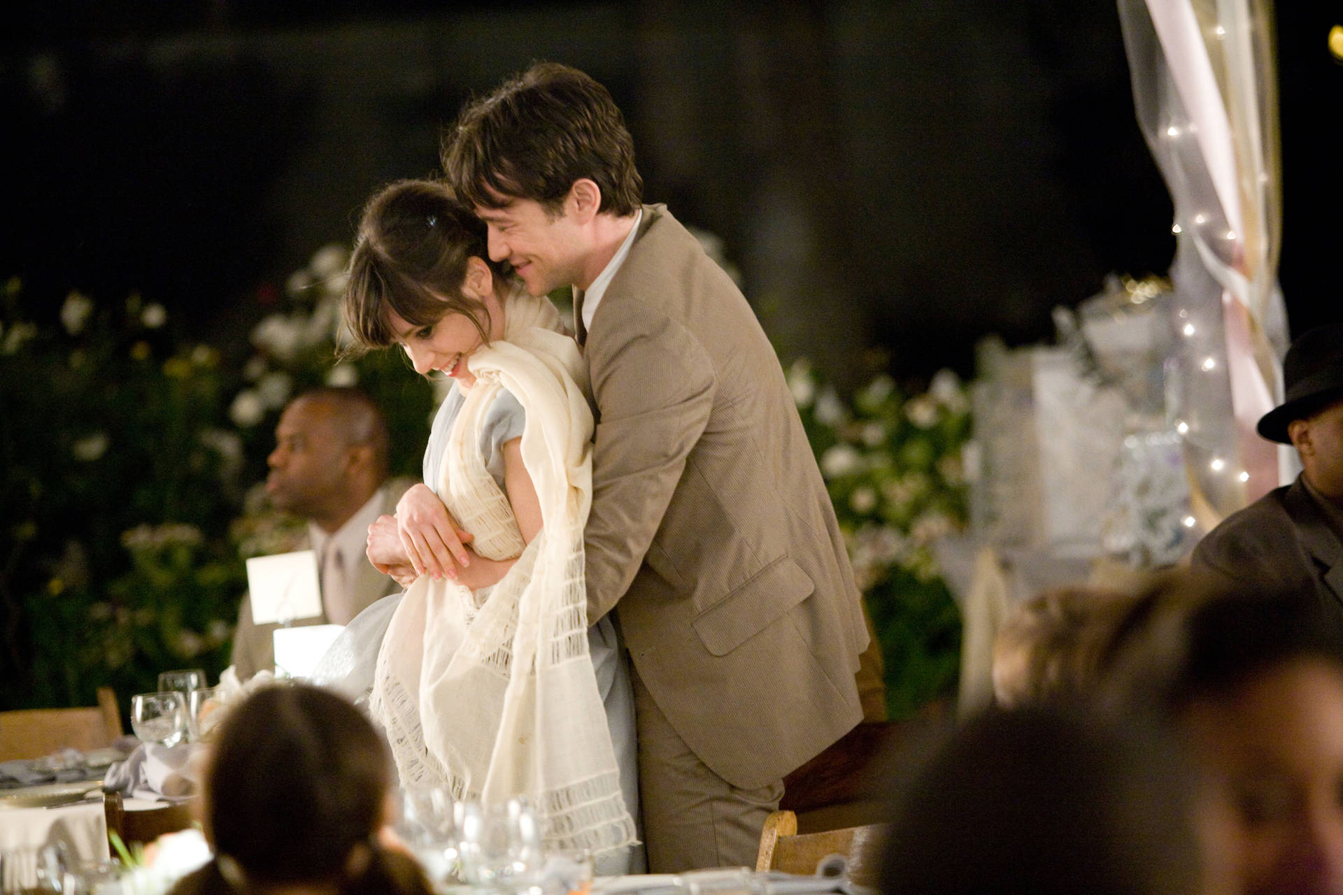 500 Days Of Summer Party Scene Wallpaper
