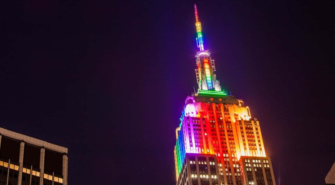 Experience the beauty of New York City's iconic Empire State Building