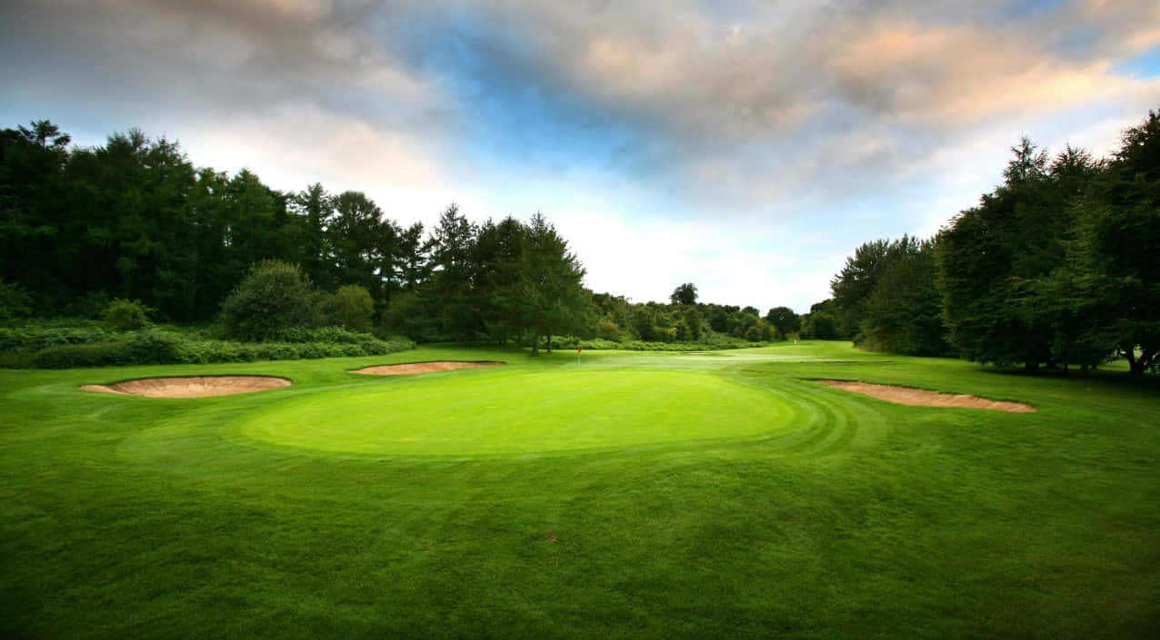 Vast Green Course 720p Golf Background