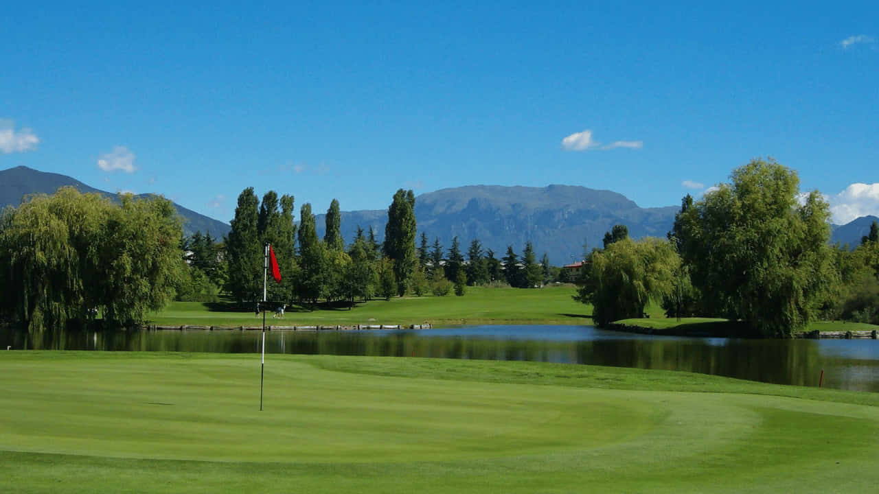 Franciacorta Golf Club 720p Golf Course Background
