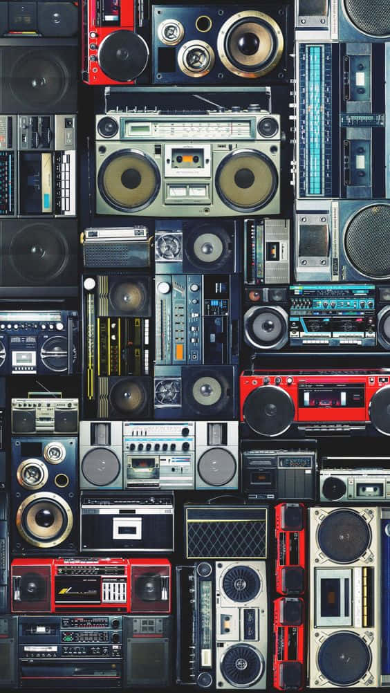 Radio Speaker 80s iPhone Wallpaper