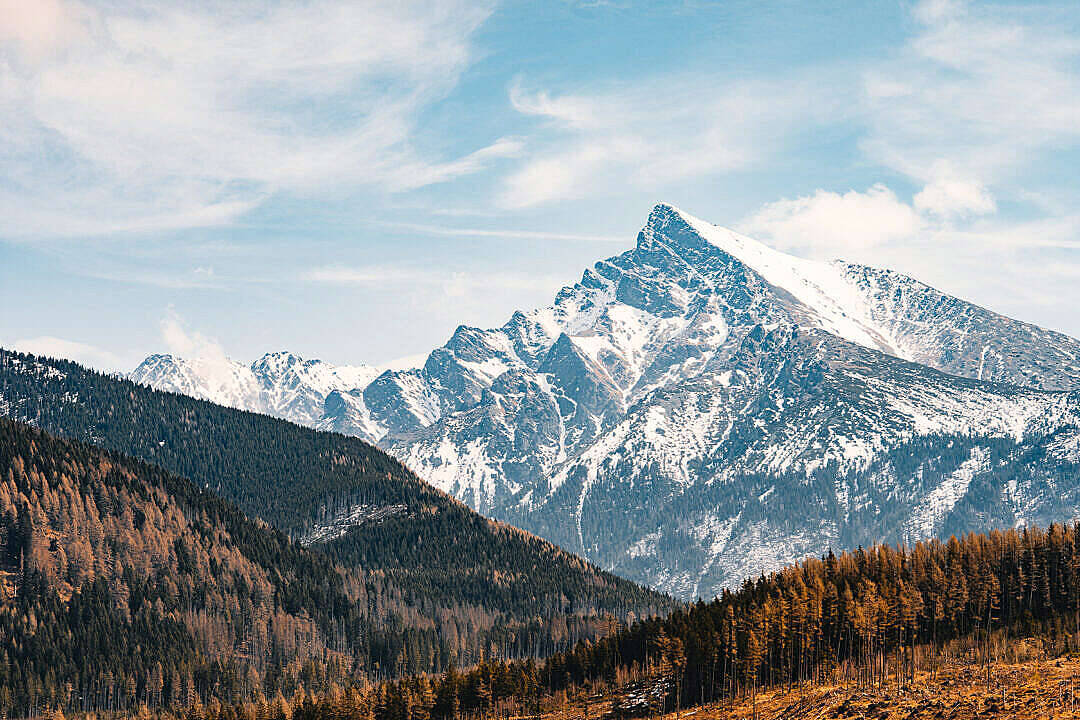 8k Ultra Hd Krivan Tatra Mountains Background