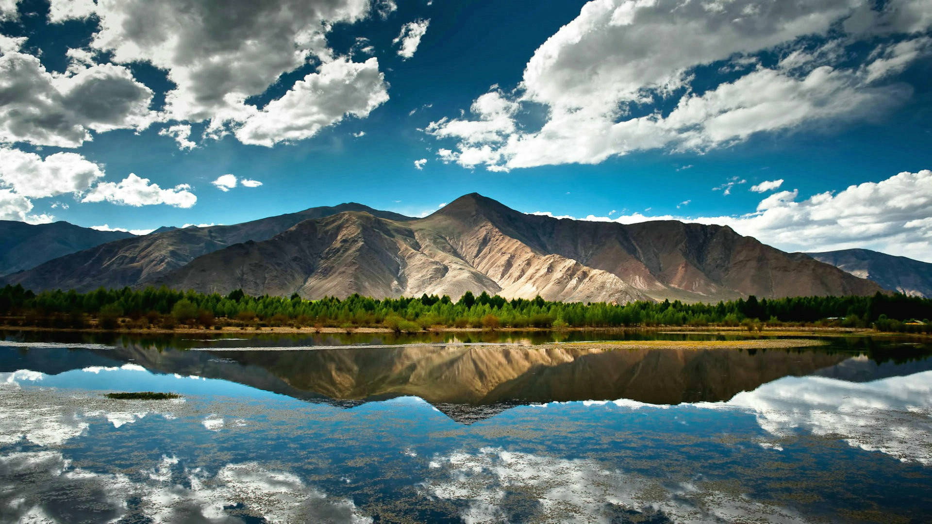 8k Ultra Hd Nature Reflective Mountain Lake Wallpaper