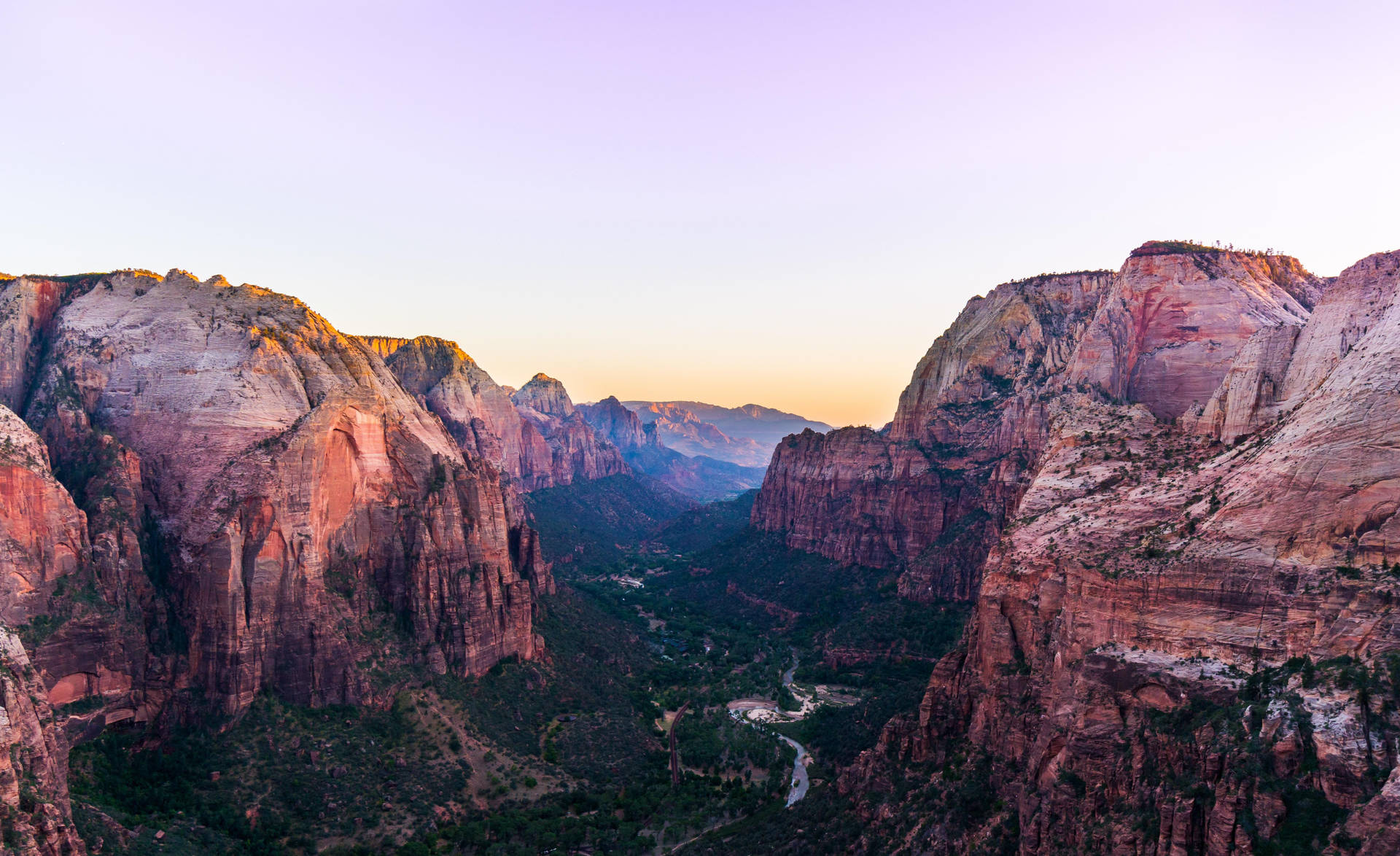 A Filtered Photo Of Zion National Park Wallpaper