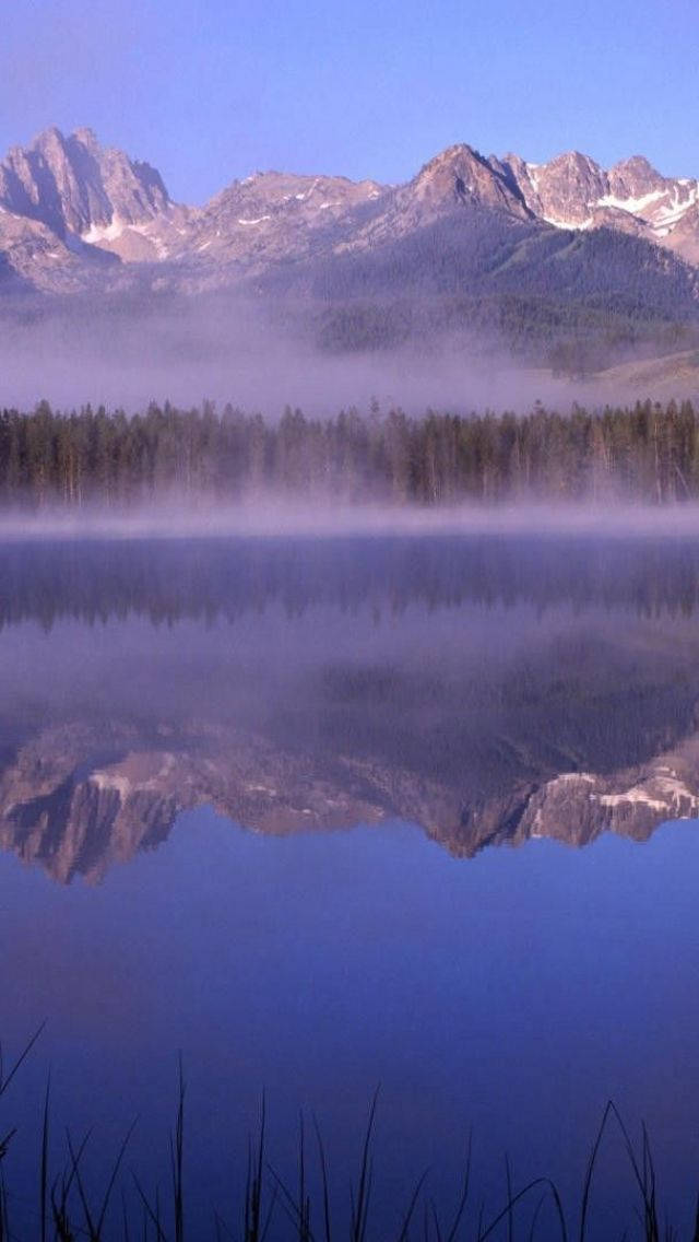 A Foggy Lake In Idaho Wallpaper