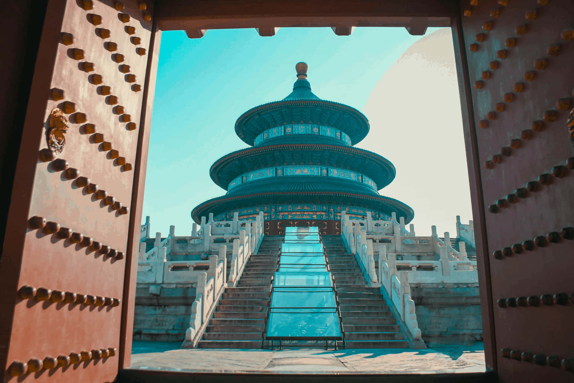 A Foggy Morning Scene At The Temple Of Heaven Wallpaper