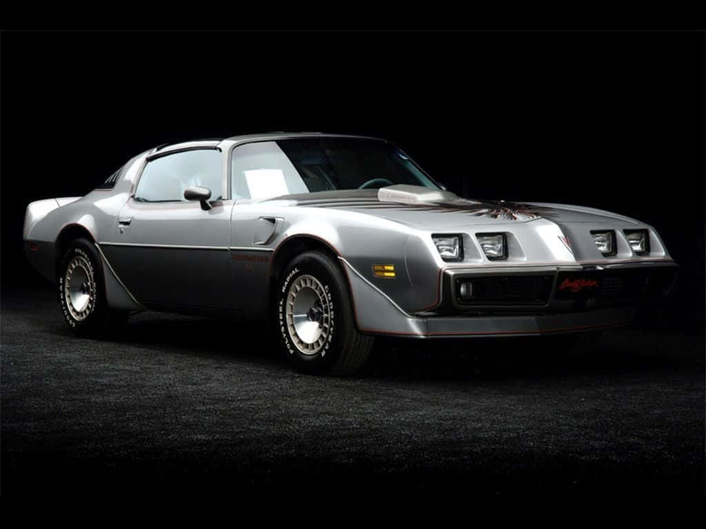 A Glimpse Into Classic American Muscle: Pontiac Firebird. Wallpaper