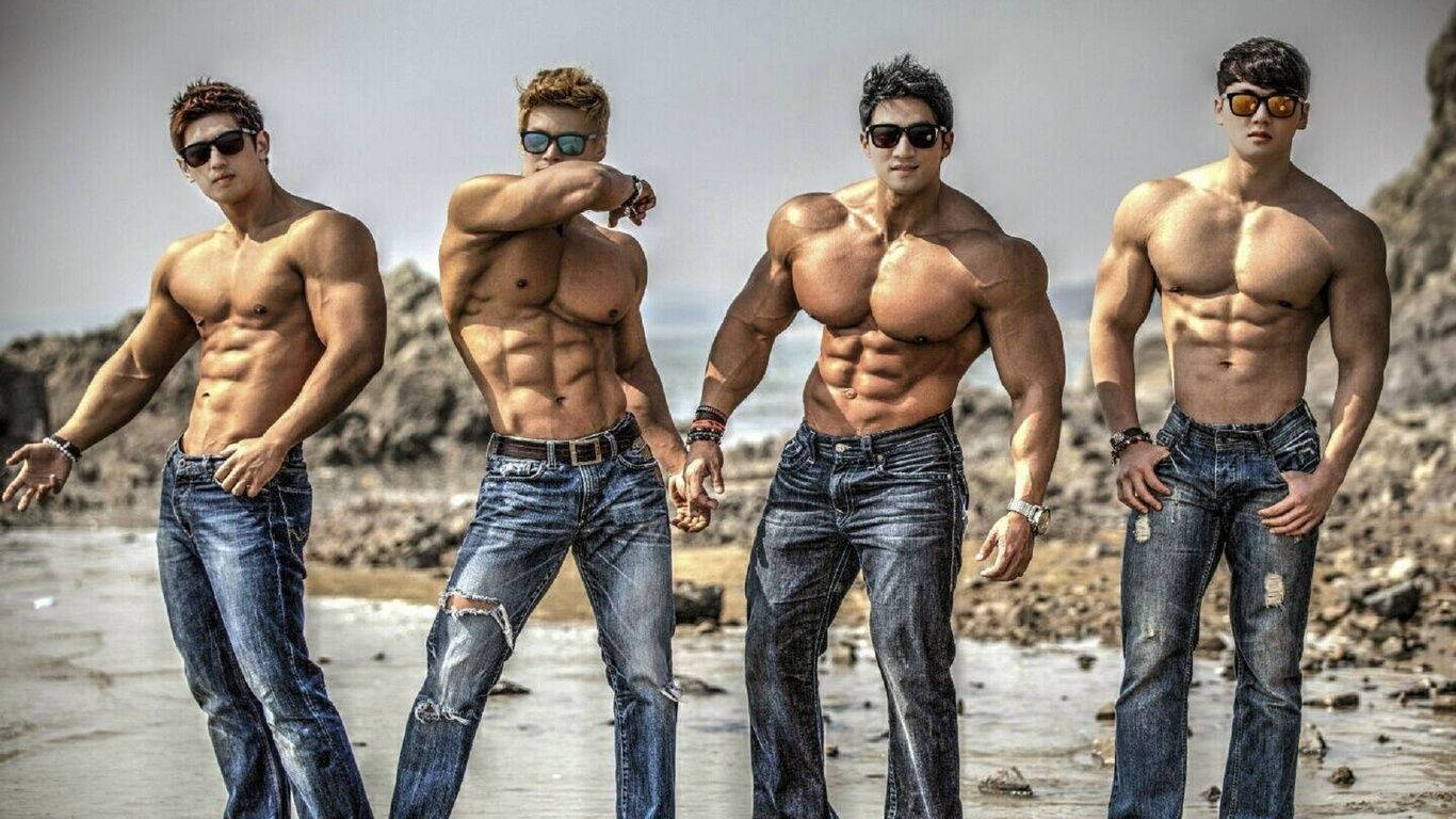 A Group Of Muscle Man Wallpaper