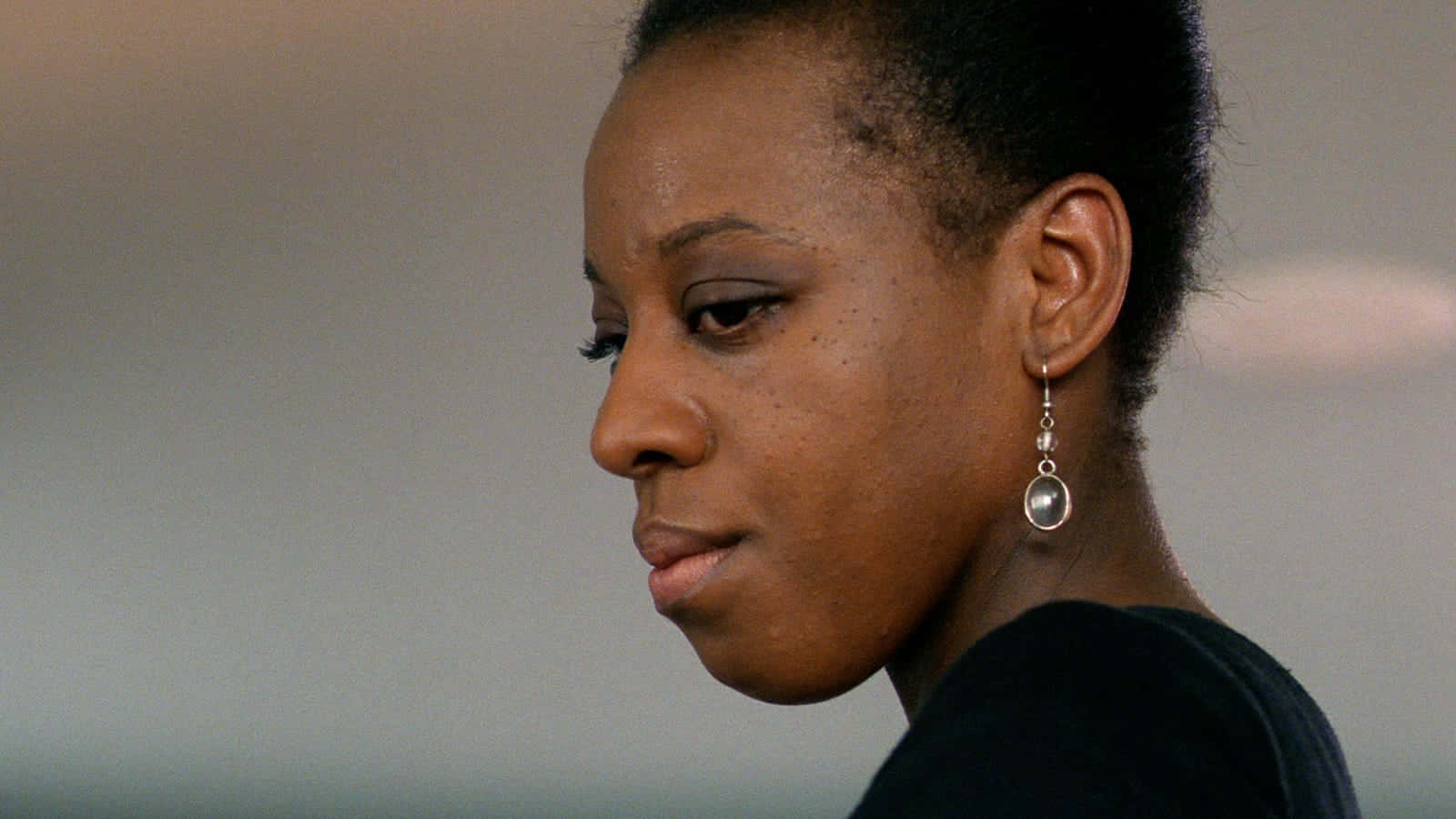 A Portrait Of Marianne Jean-baptiste, Acclaimed British Actress. Wallpaper