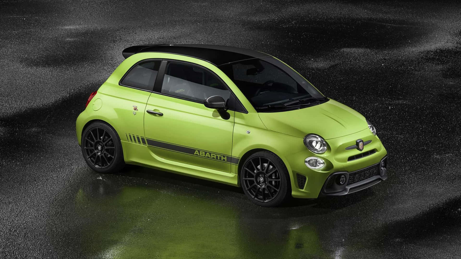 A Speedy Ride With Abarth 595 Wallpaper