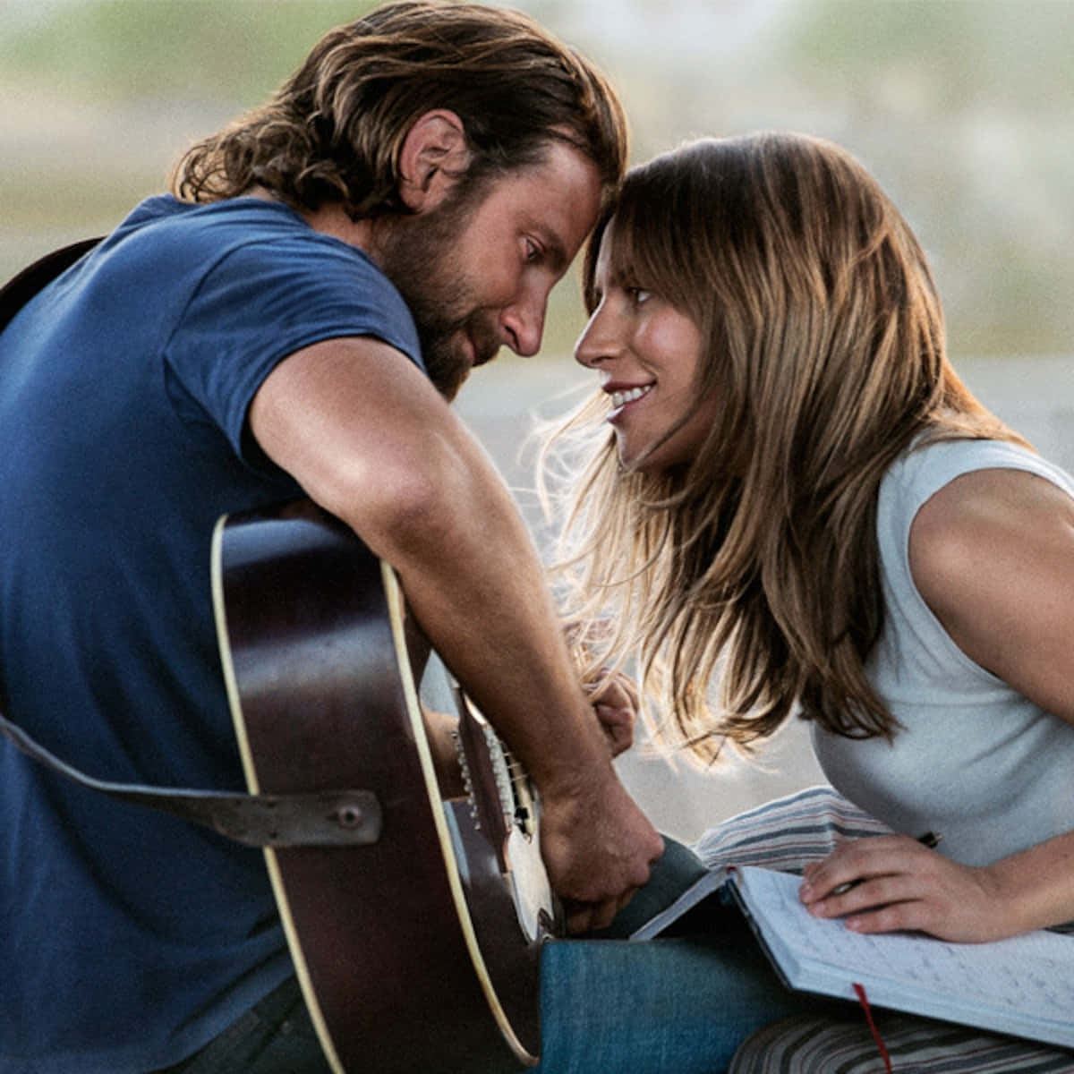 A Star Is Born Main Characters - Jackson Maine And Ally Wallpaper