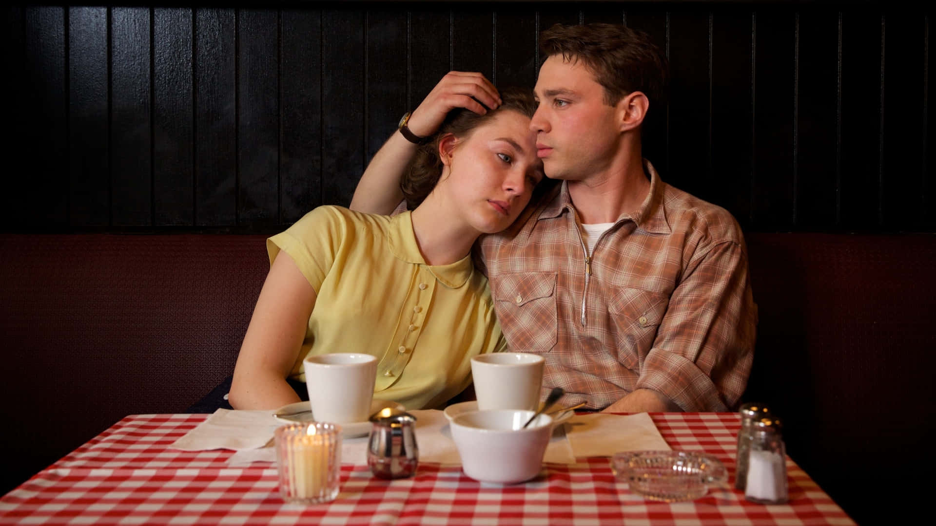 A Still From The Movie Brooklyn Showcasing Lead Characters Eilis And Tony Wallpaper