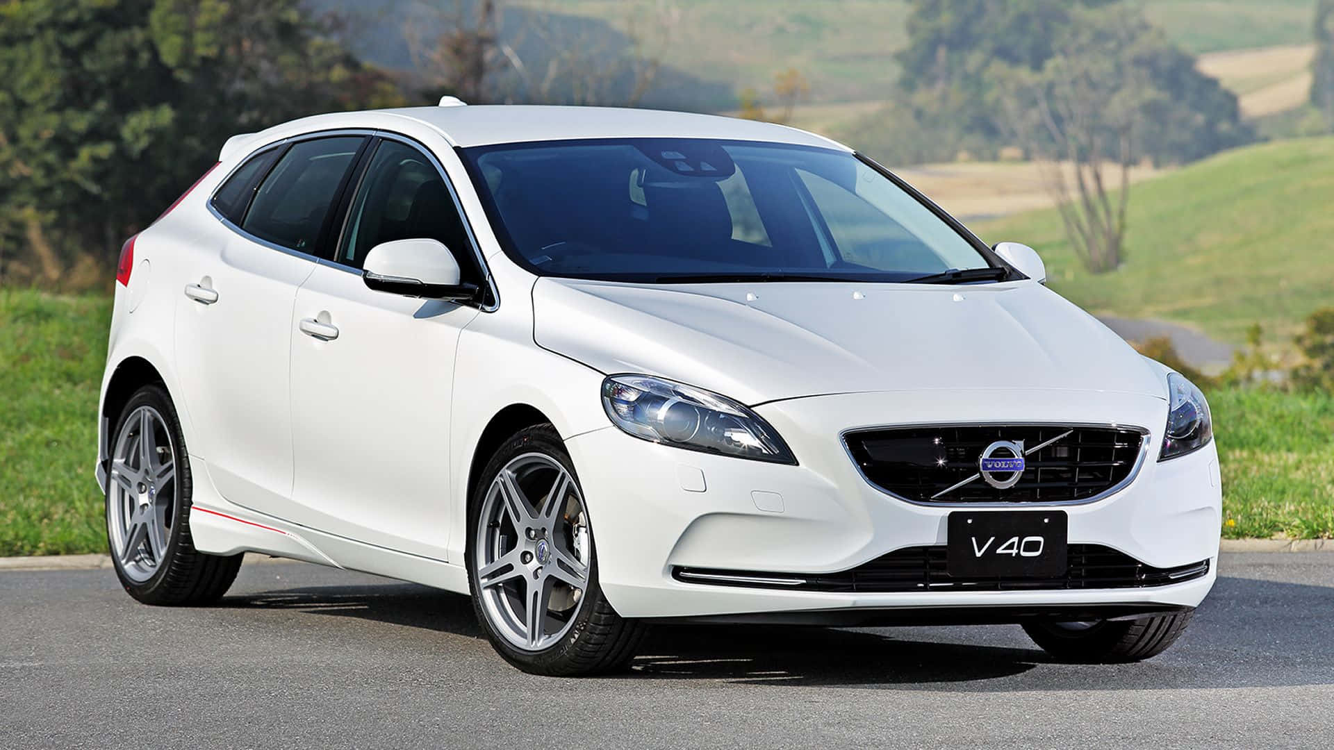 A Striking Volvo V40 In Its Element Wallpaper