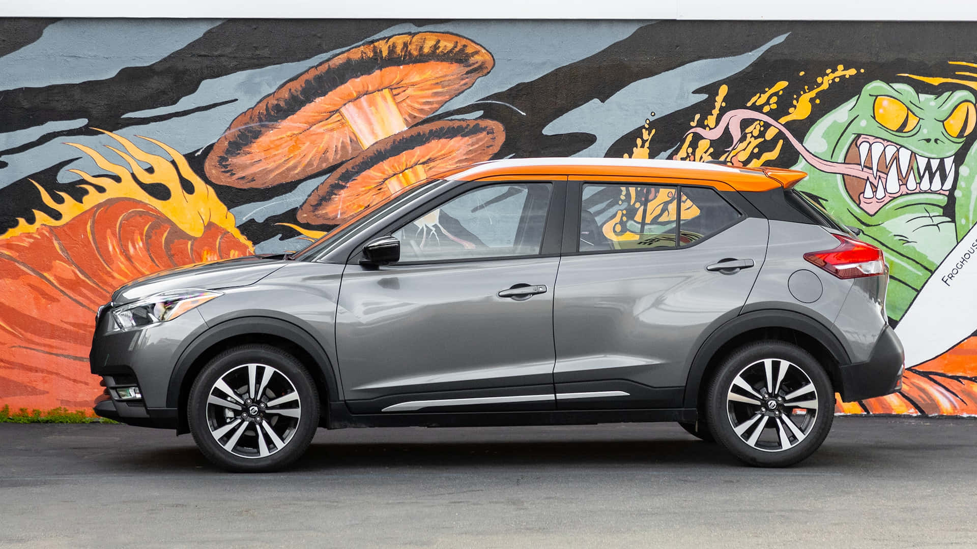 A Stylish Spin On The Road - Nissan Kicks Wallpaper