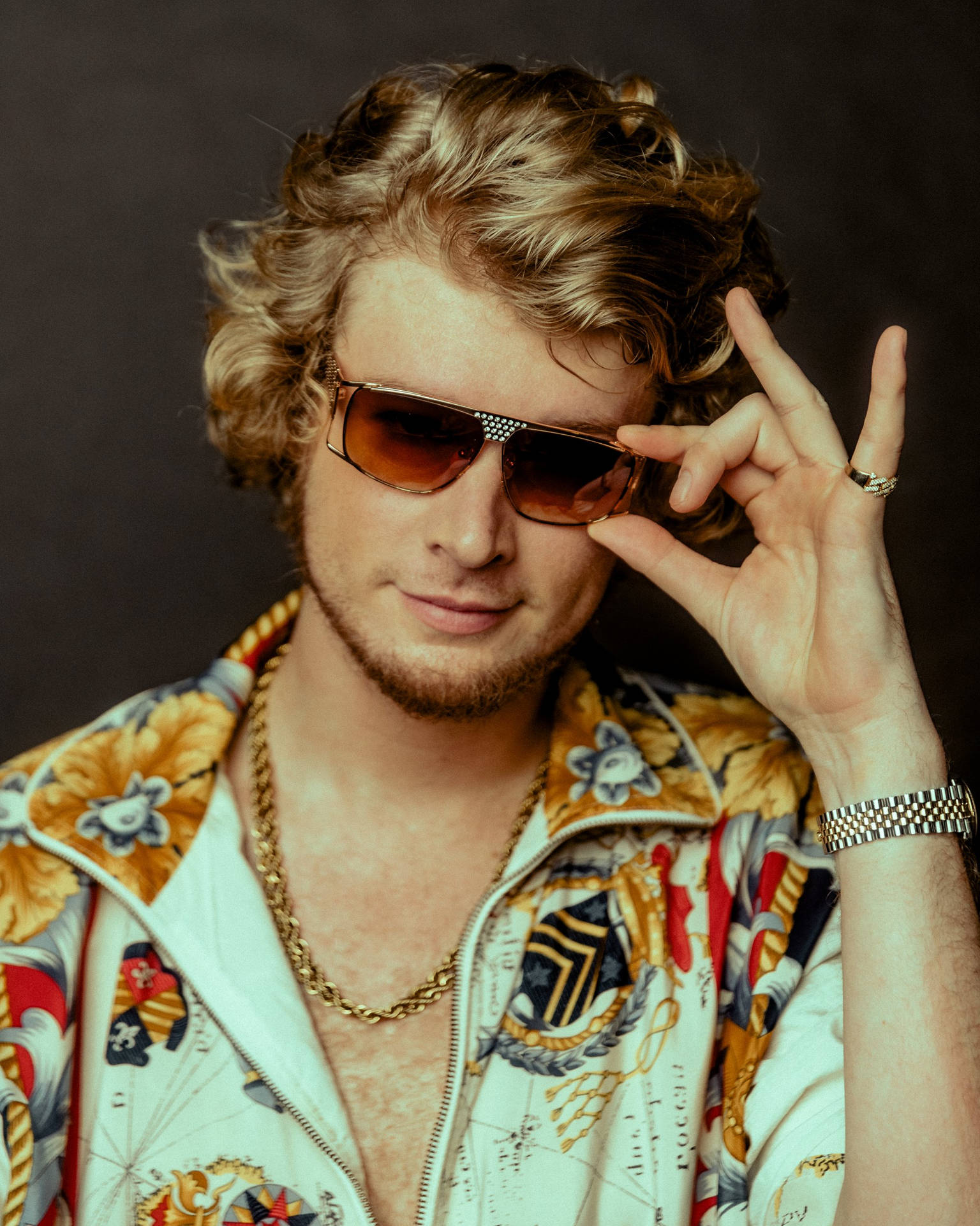 A Swag Photo Of Yung Gravy Wallpaper