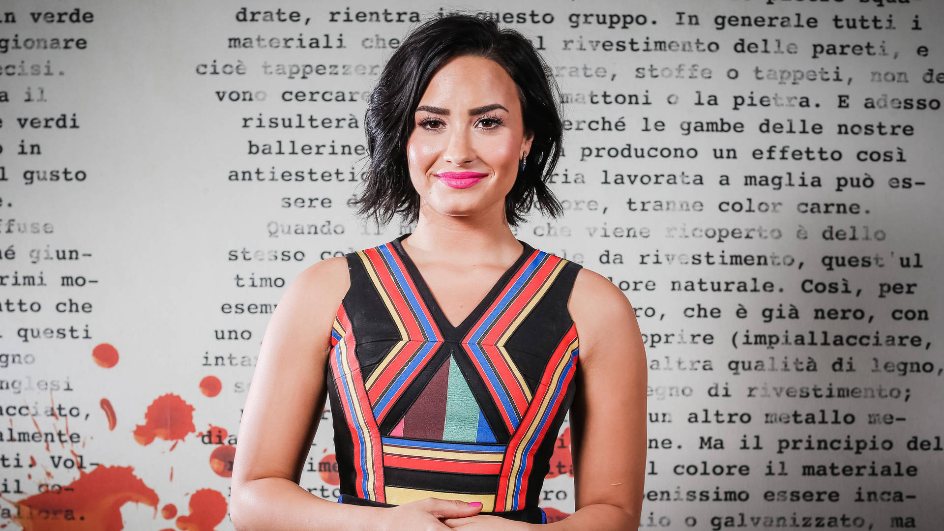 Umfundo De Tela Muito Bonito Da Demi Lovato. Papel de Parede