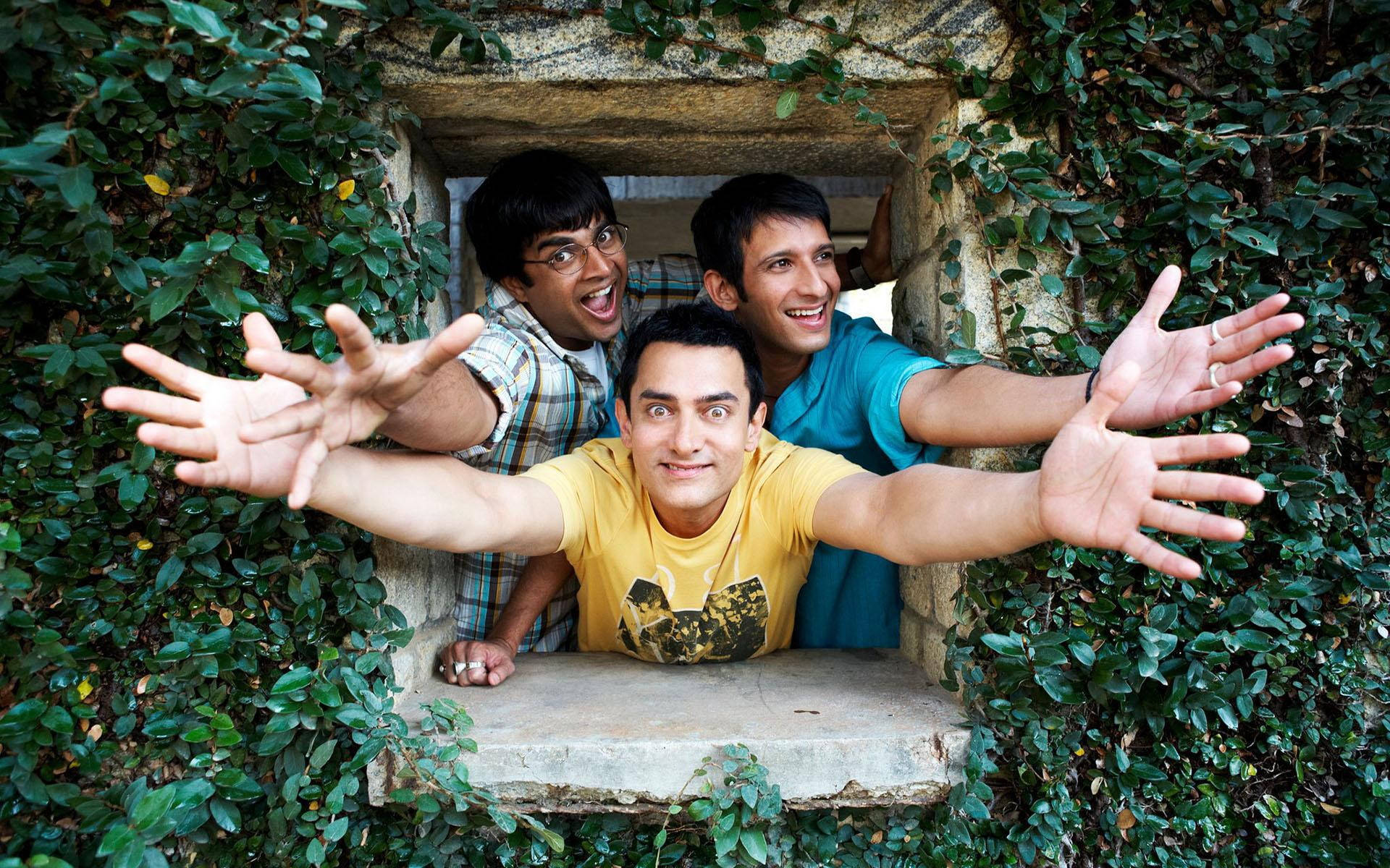 Aamir Khan Three Idiots Stars Wallpaper