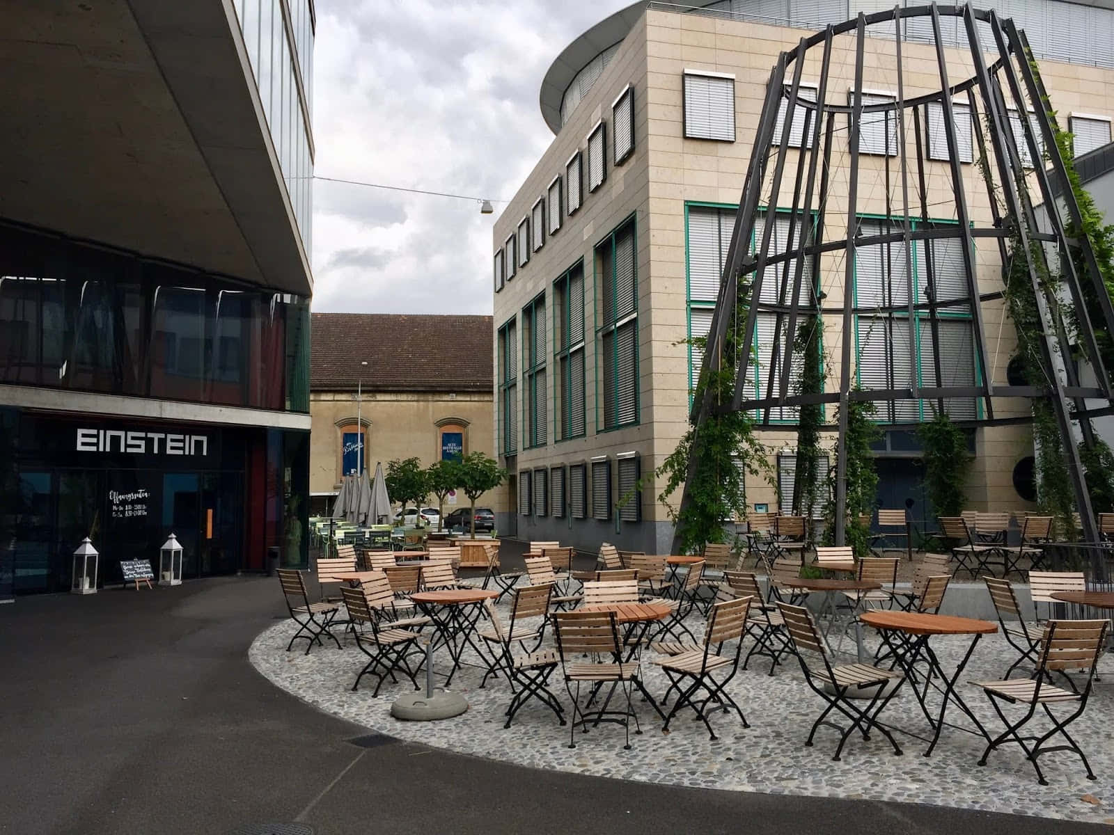 Aarau Einstein Café Buiten Zitplaatsen Achtergrond