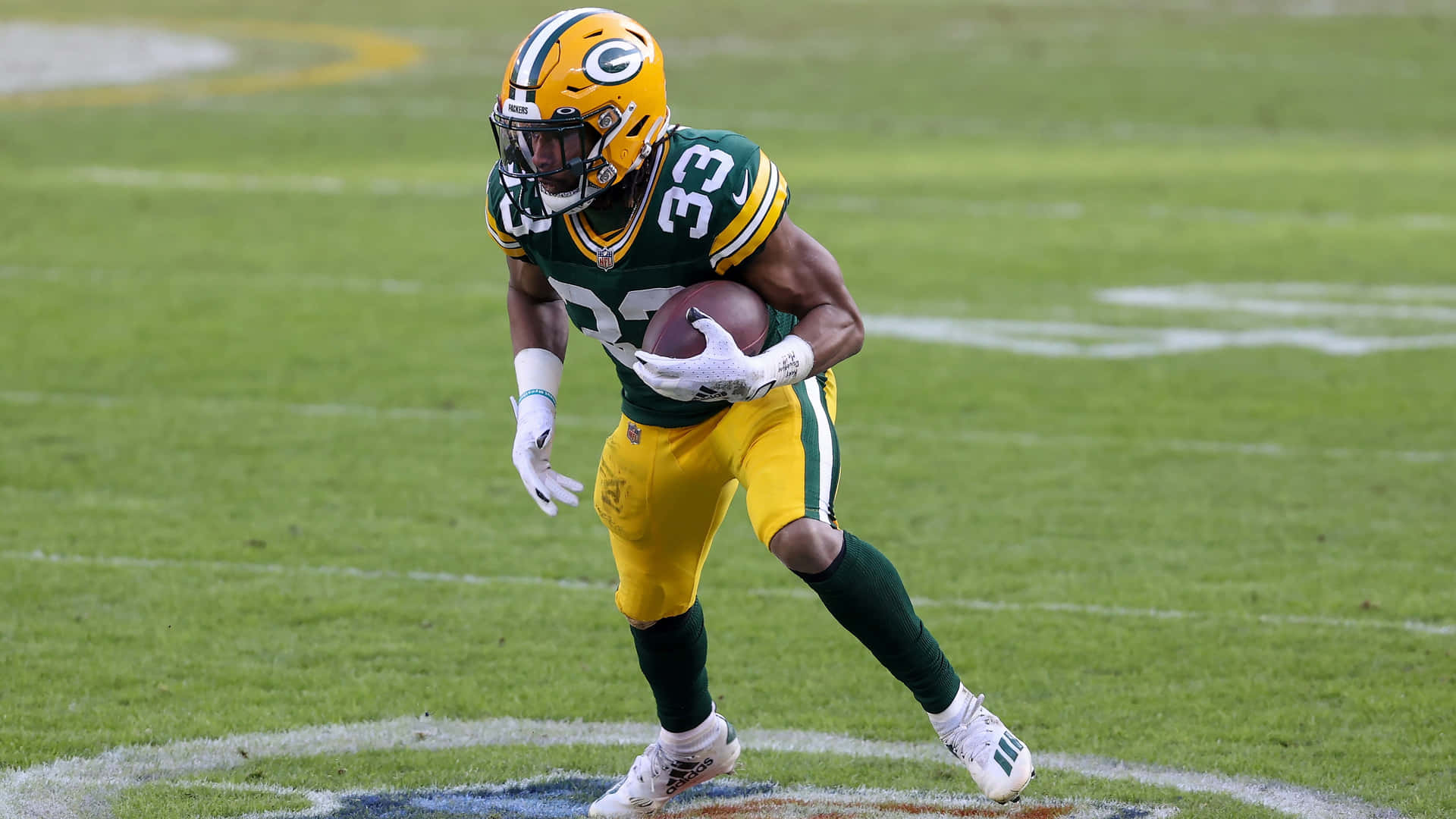 Aaron Jones, Green Bay Packers Running Back Wallpaper