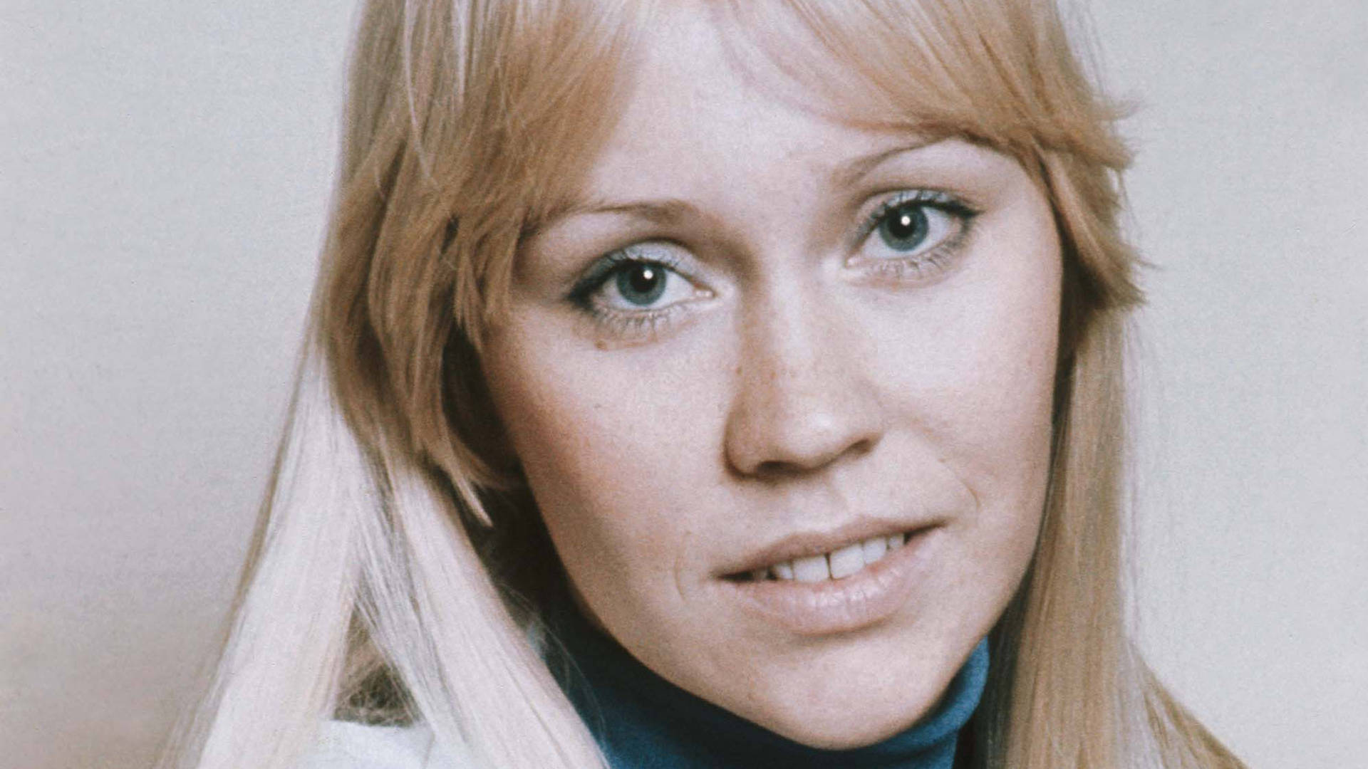 ABBA  Agnetha Close-up Wallpaper