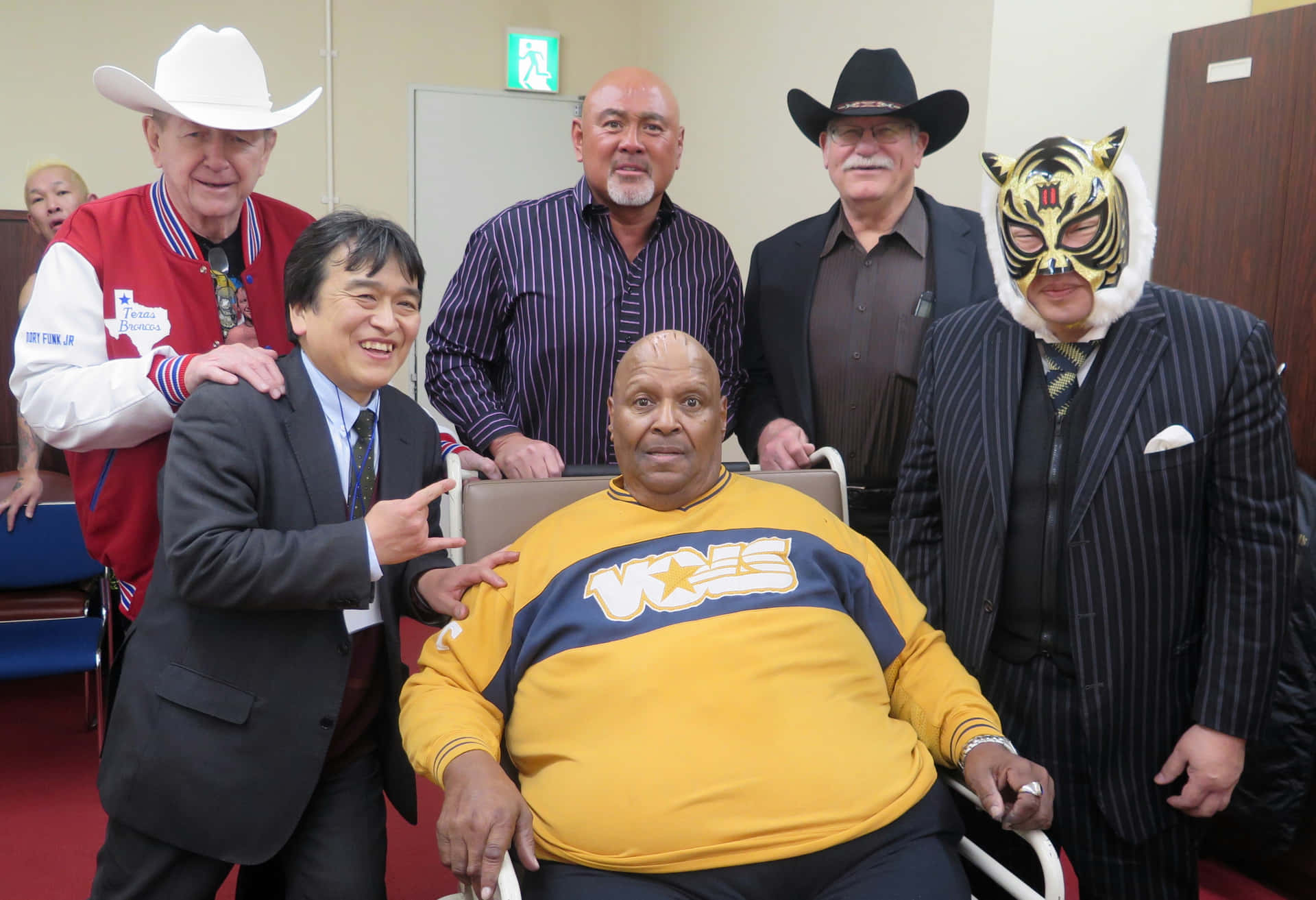 Abdullah The Butcher With Friends Wallpaper