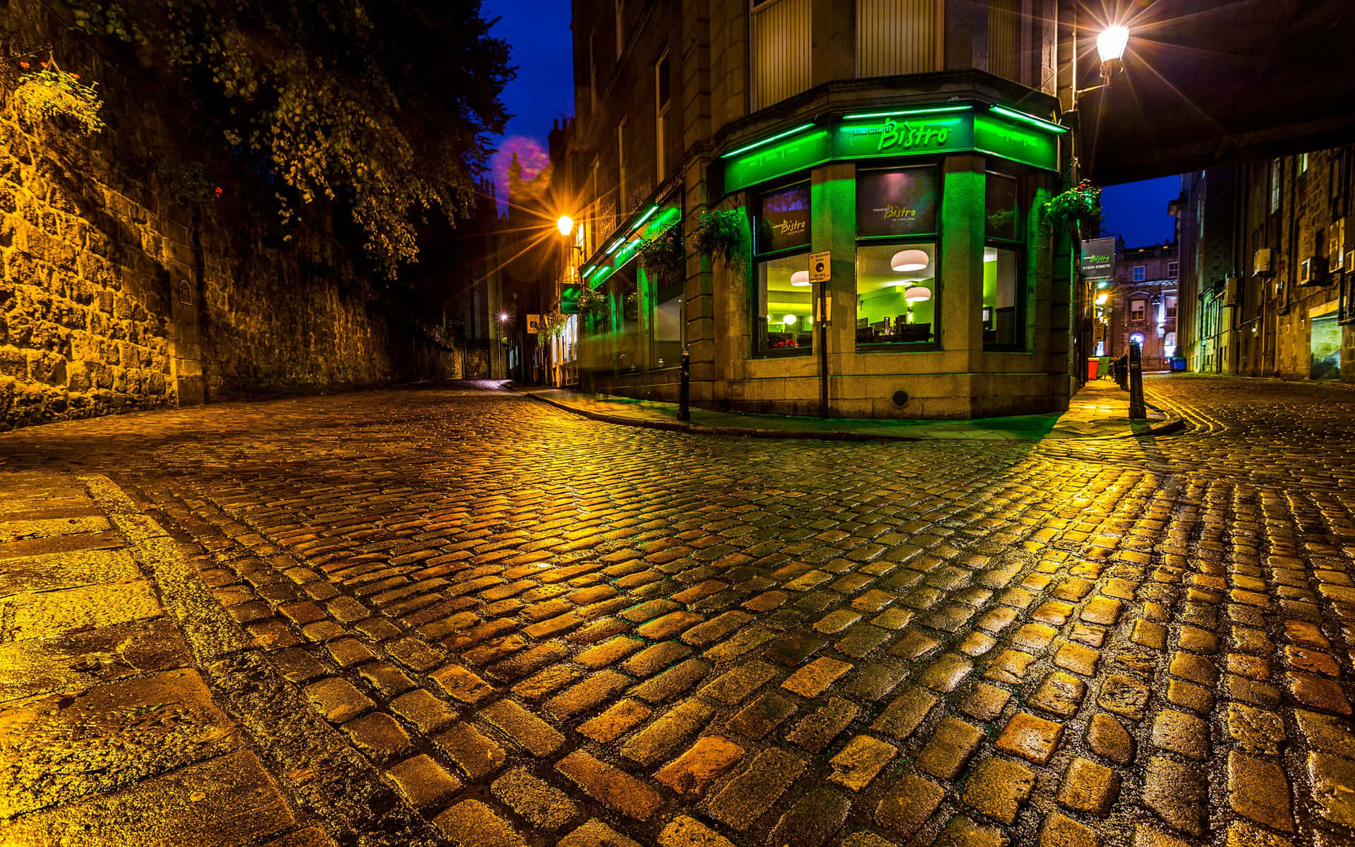 Aberdeen Cobblestone Streetat Night Wallpaper