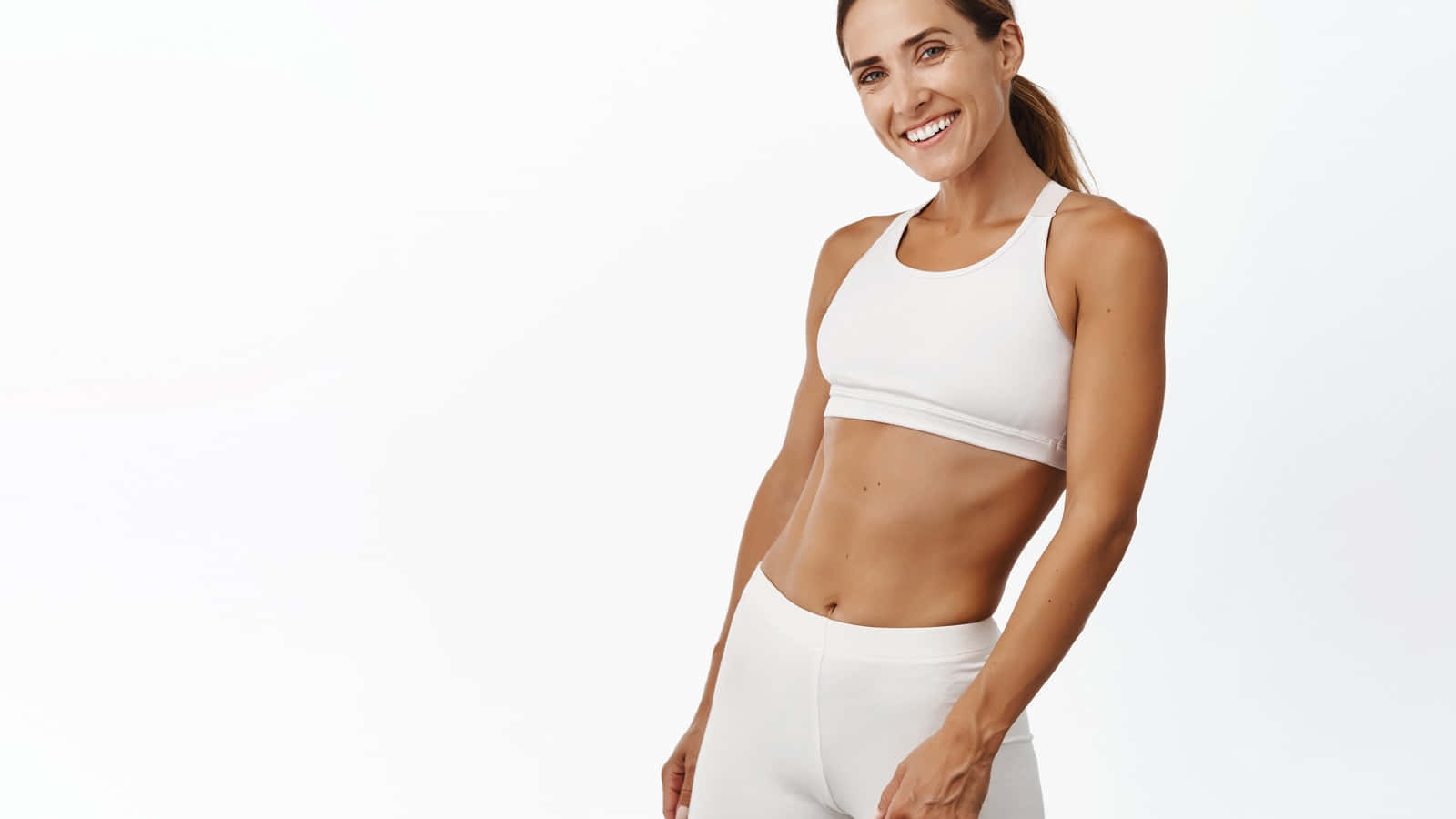 Abs Stylish White Workout Outfit Picture