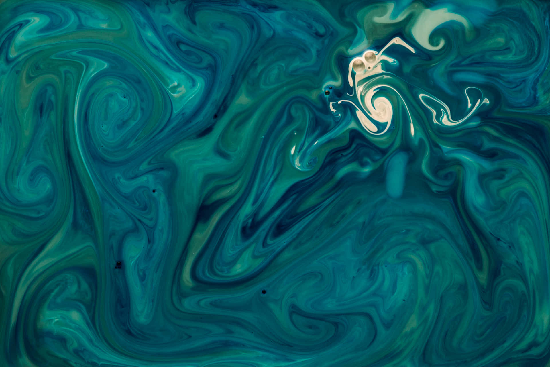 Abstract Jade Swirl Pattern Wallpaper