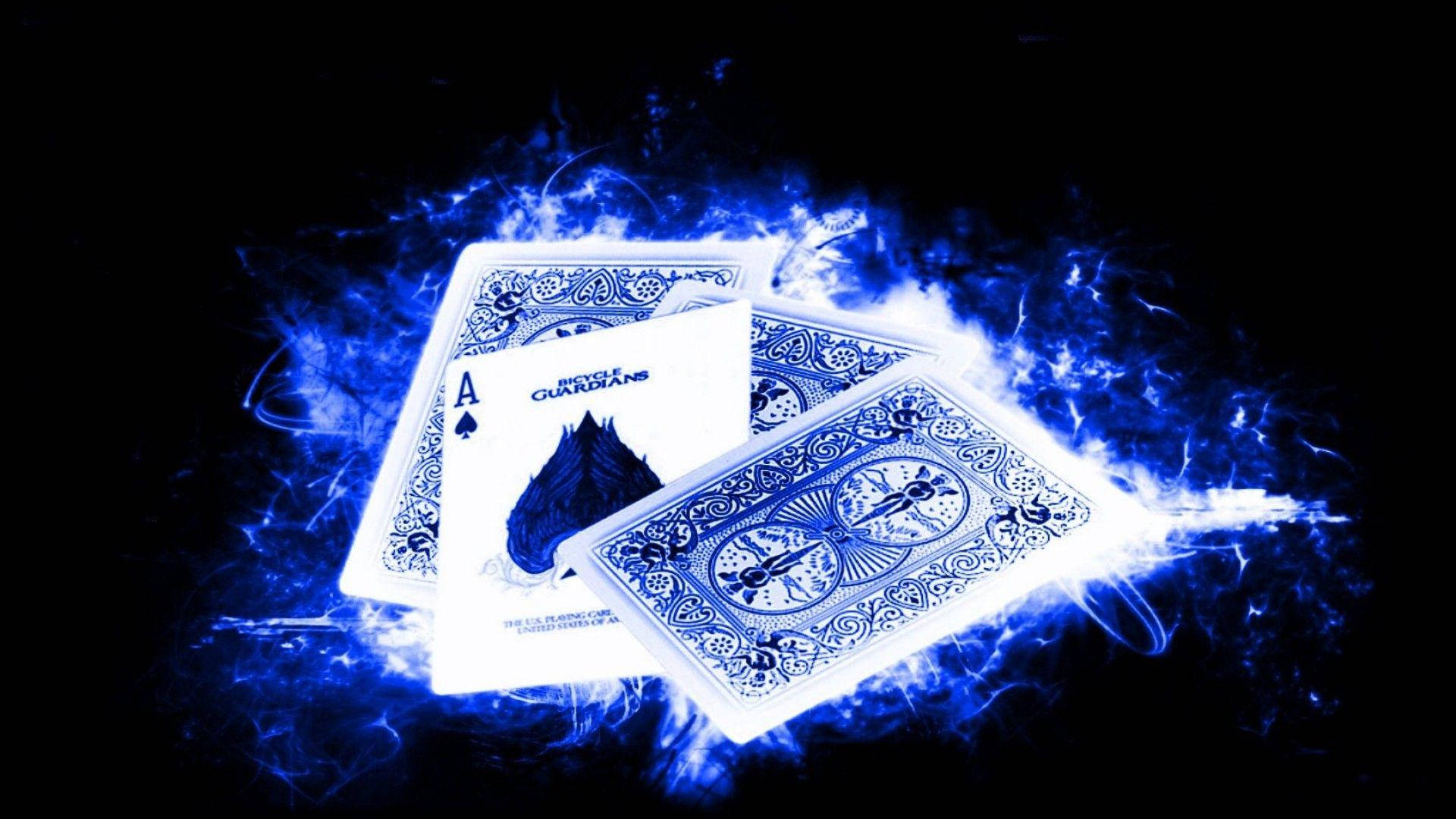 Et par spillekort med blå flammer Wallpaper