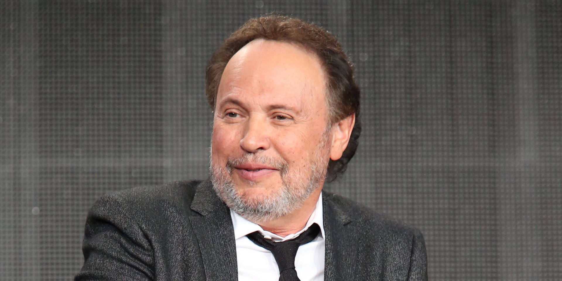 Actor Billy Crystal Facing Sideways Tca Interview Wallpaper