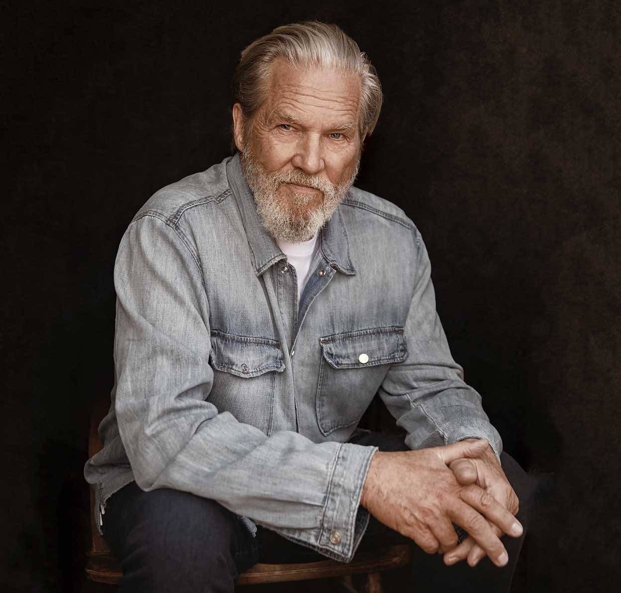 Actor Jeff Bridges Photoshoot Wallpaper