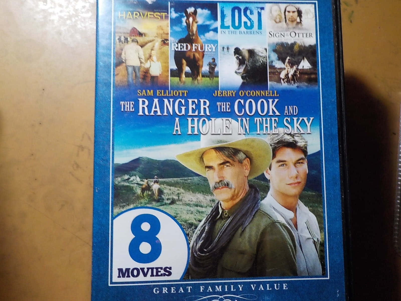 Vise en stærk cowboy med skuespiller Sam Elliott DVD-film. Wallpaper