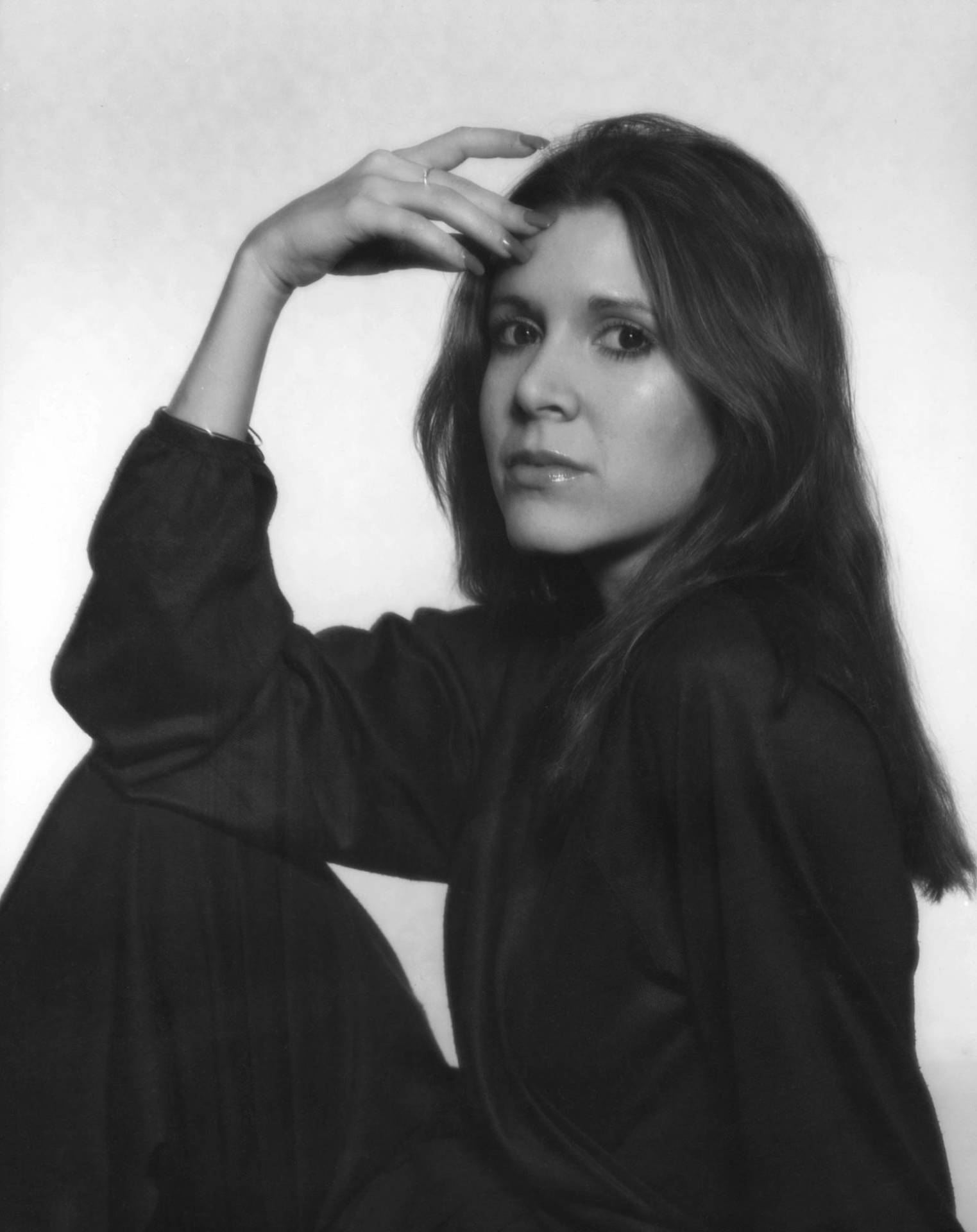 Actress Carrie Fisher Black And White Wallpaper