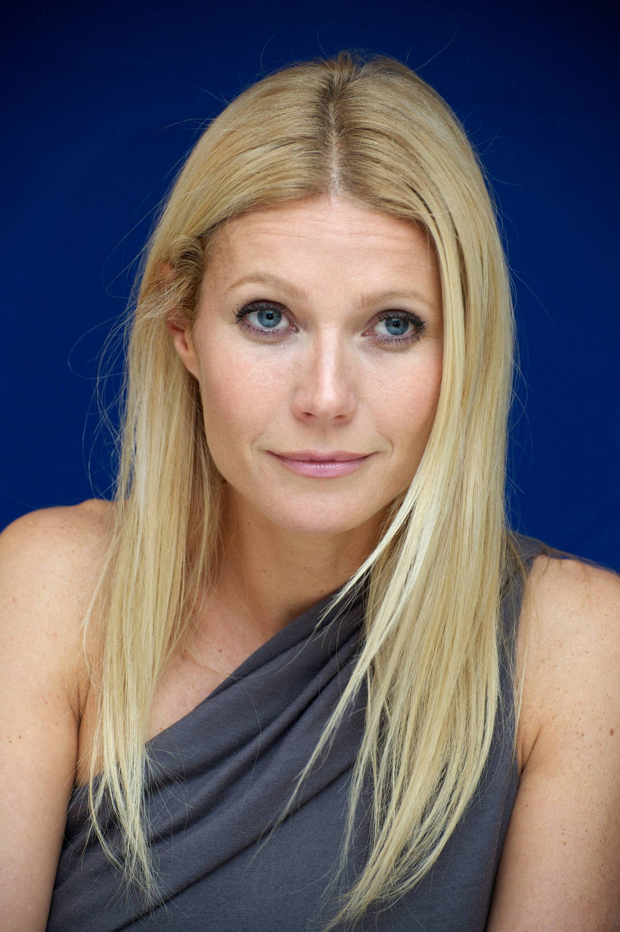 Skuespilleren Gwyneth Paltrow Country Strong Press Conference Wallpaper Wallpaper