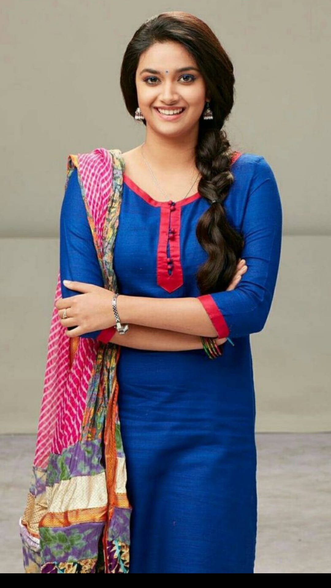 Actress Keerthi Suresh Looking Elegant Wallpaper