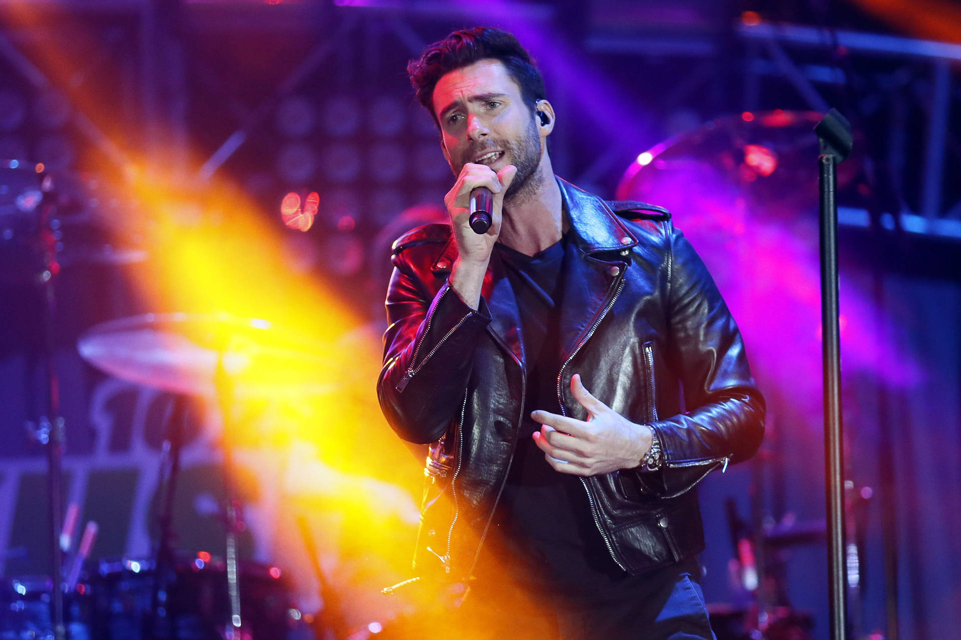 Adam Levine Flaunting his Style in a Black Leather Jacket Wallpaper