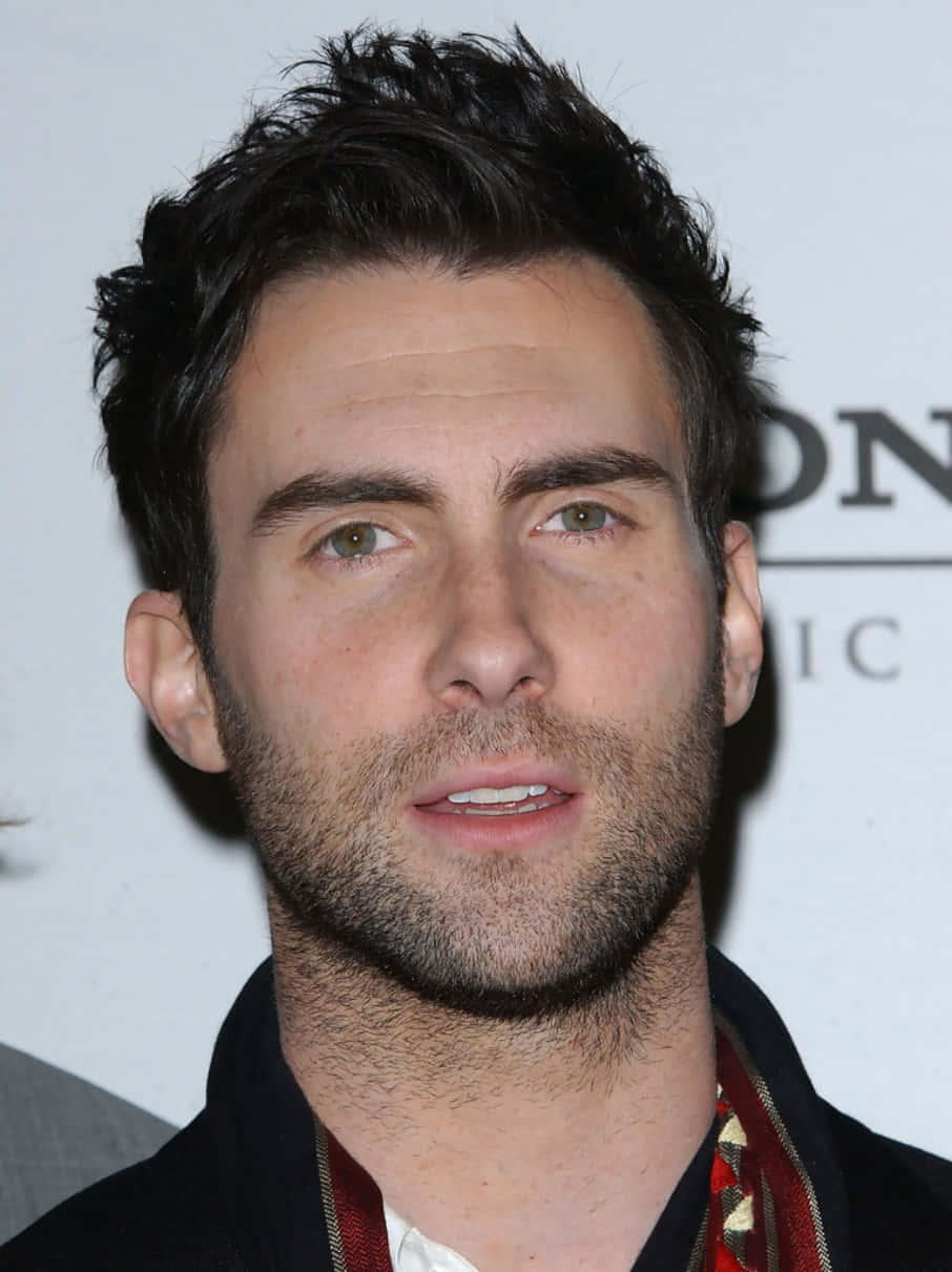 Adam Levine Performs with Maroon 5
