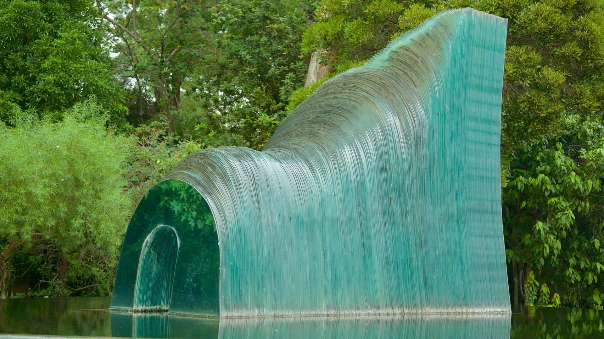 Adelaide Botanic Garden Wave Fountain Wallpaper