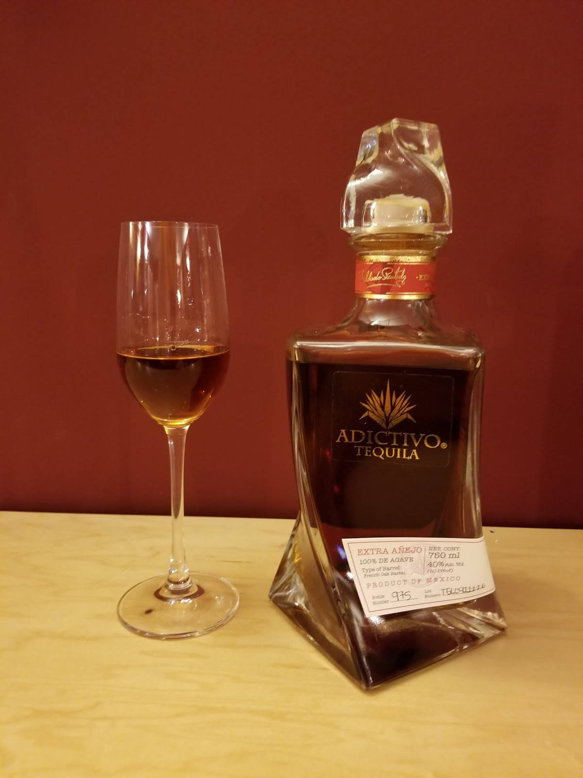 Adictivoextra Black Anejo Tequila Is Not A Sentence In English. It Appears To Be The Name Of A Brand Or Product. If You Provide A Sentence In English That You Would Like Me To Translate Into Italian, I Would Be Happy To Assist You. Sfondo