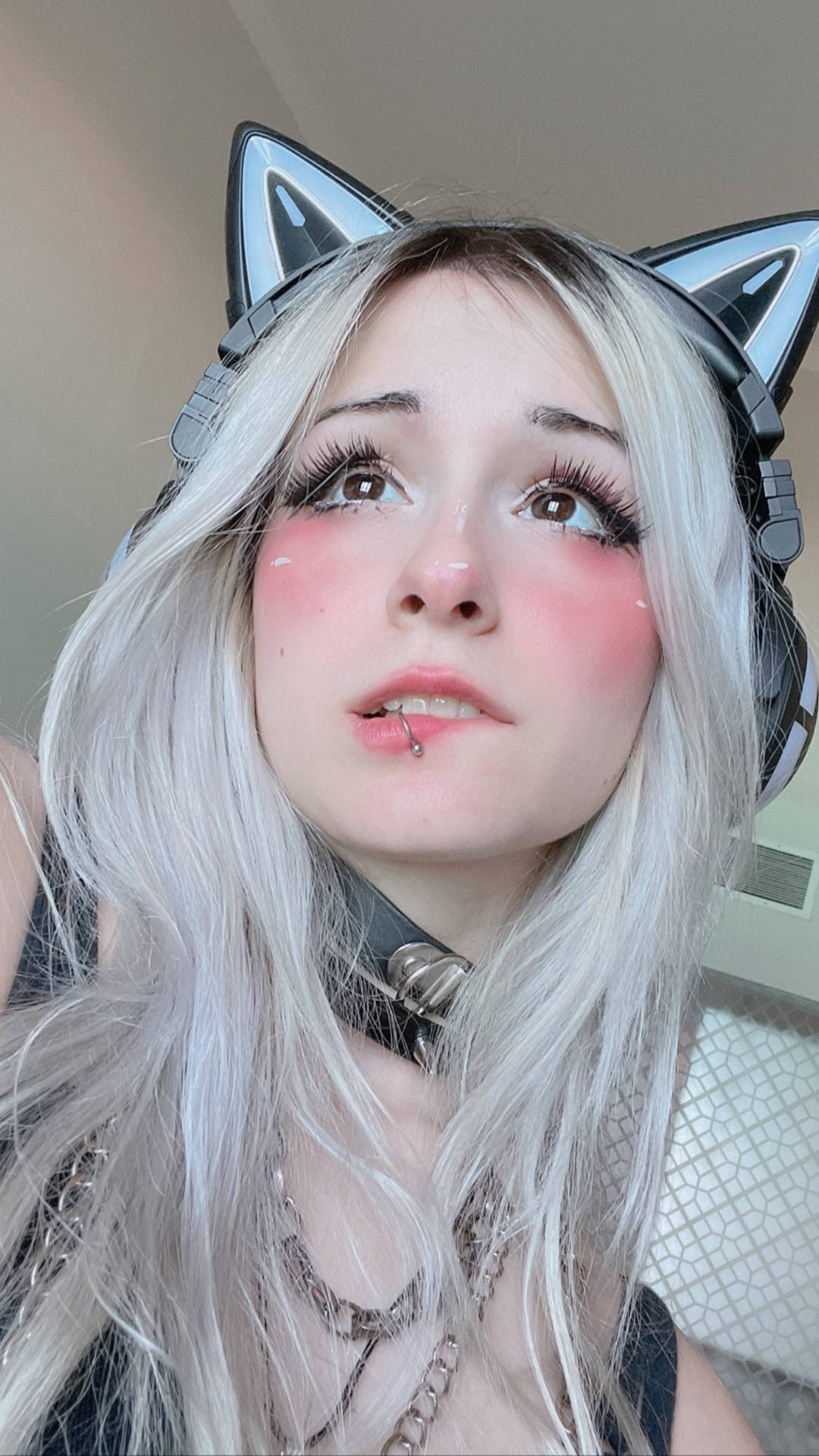 Adorable E-girl Aesthetic Selfie Picture
