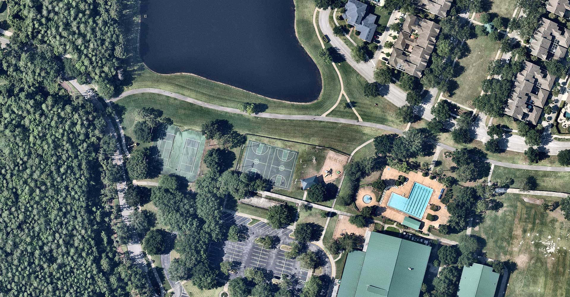 Floridafirma Flygfoto (context: A Possible Caption For A Wallpaper Featuring An Aerial View Of A Florida-based Company's Headquarters)