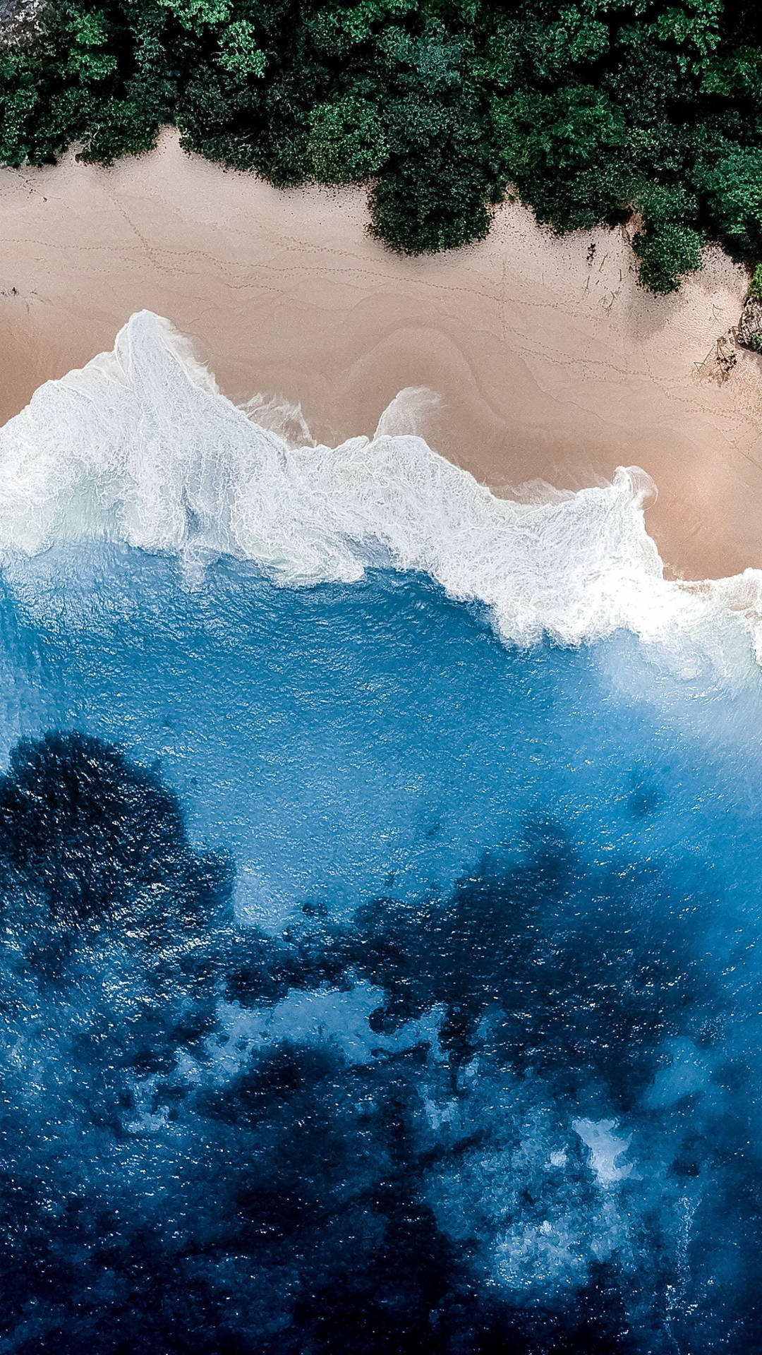 Aeriel udsigt blå strand bølge iPhone 10 Tapet Wallpaper