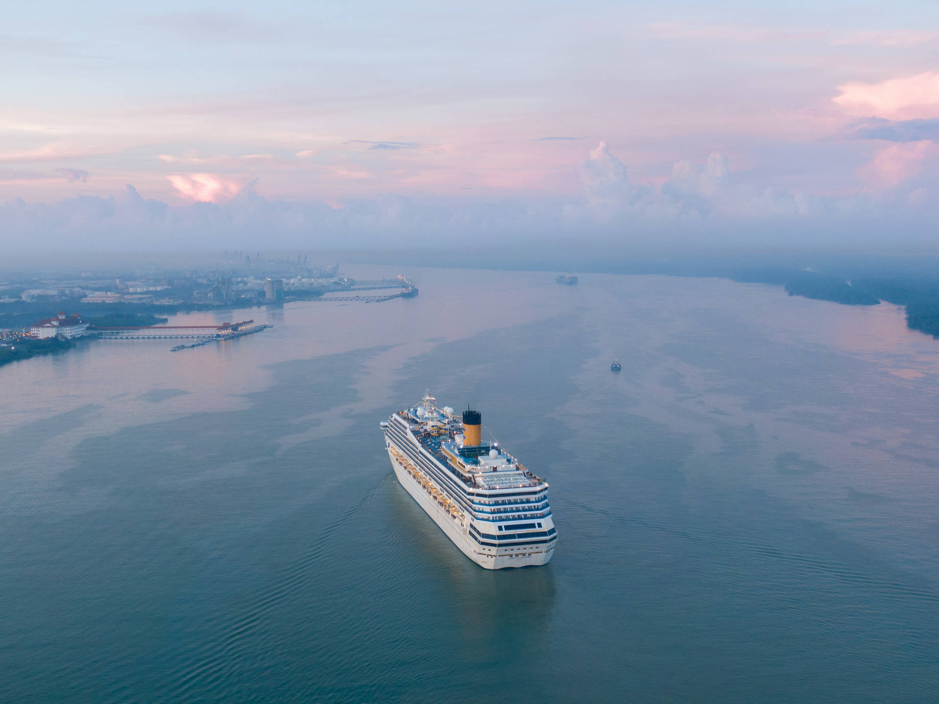 Aerial View Cruise Ship Photo Wallpaper