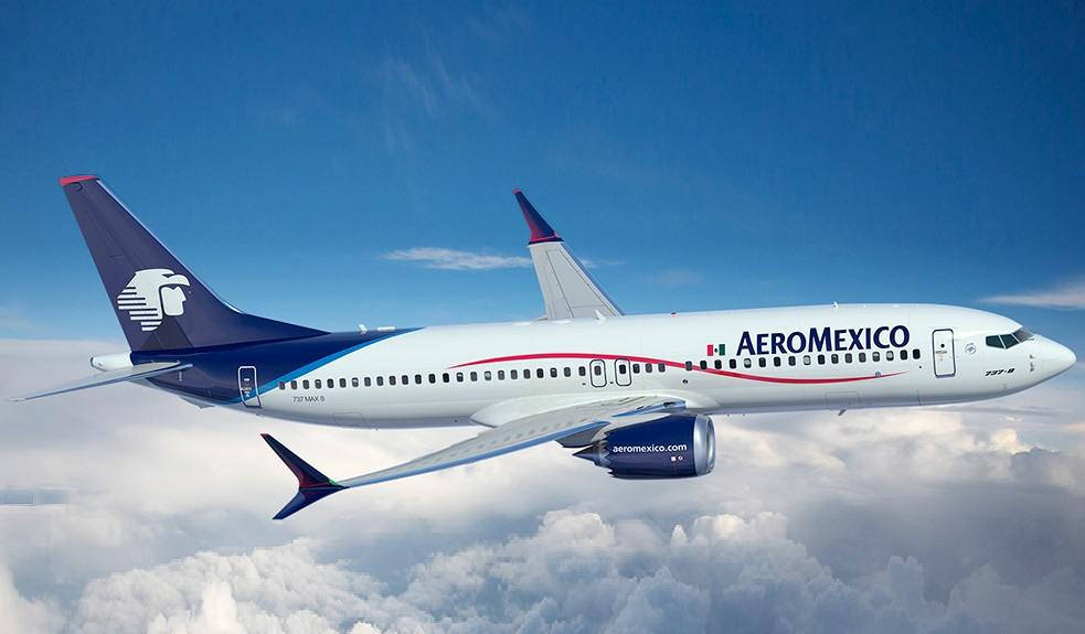 Aeromexico Airline Boeing 737-800 Above Clouds Wallpaper