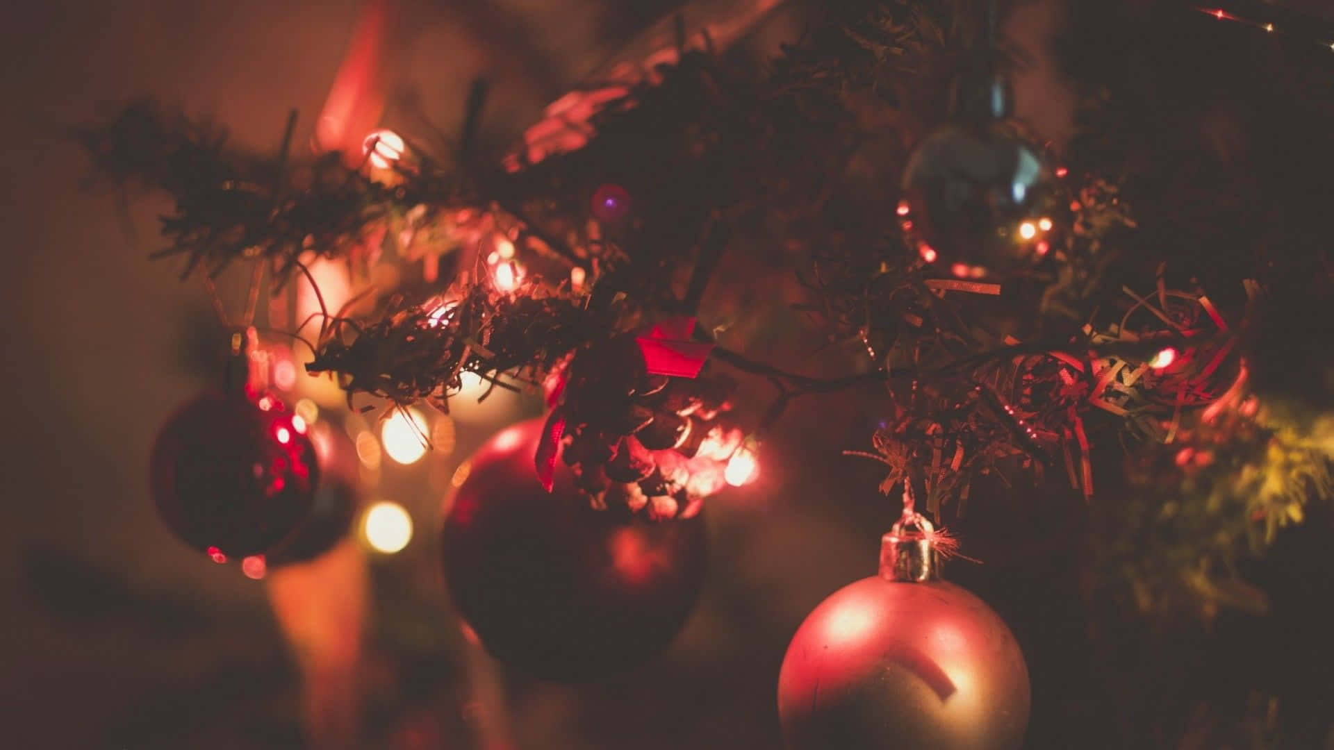[100+] Aesthetic Christmas Laptop Wallpapers | Wallpapers.com