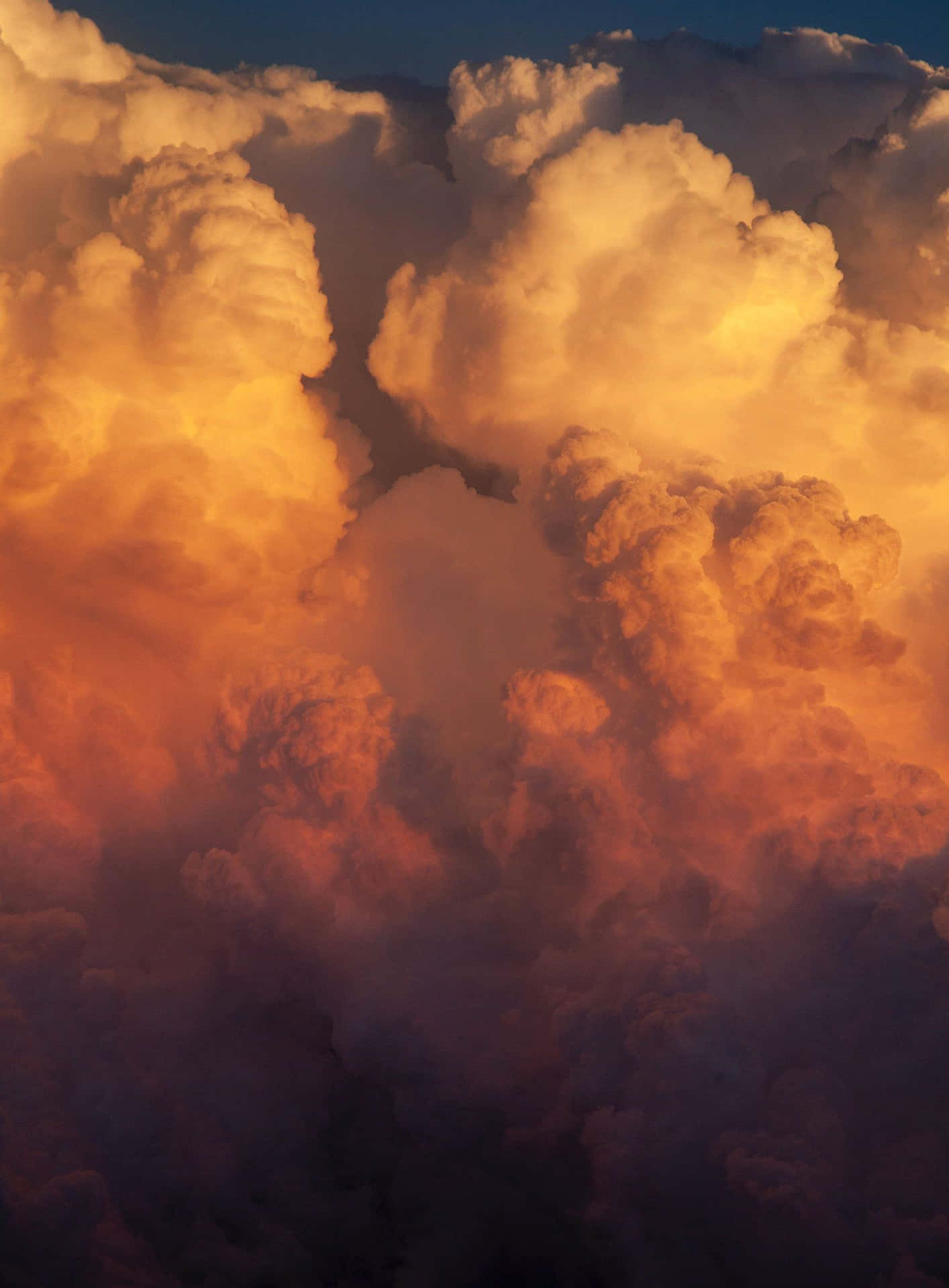 These Aesthetic Clouds Reflect the Serene Beauty of a Lucky Day