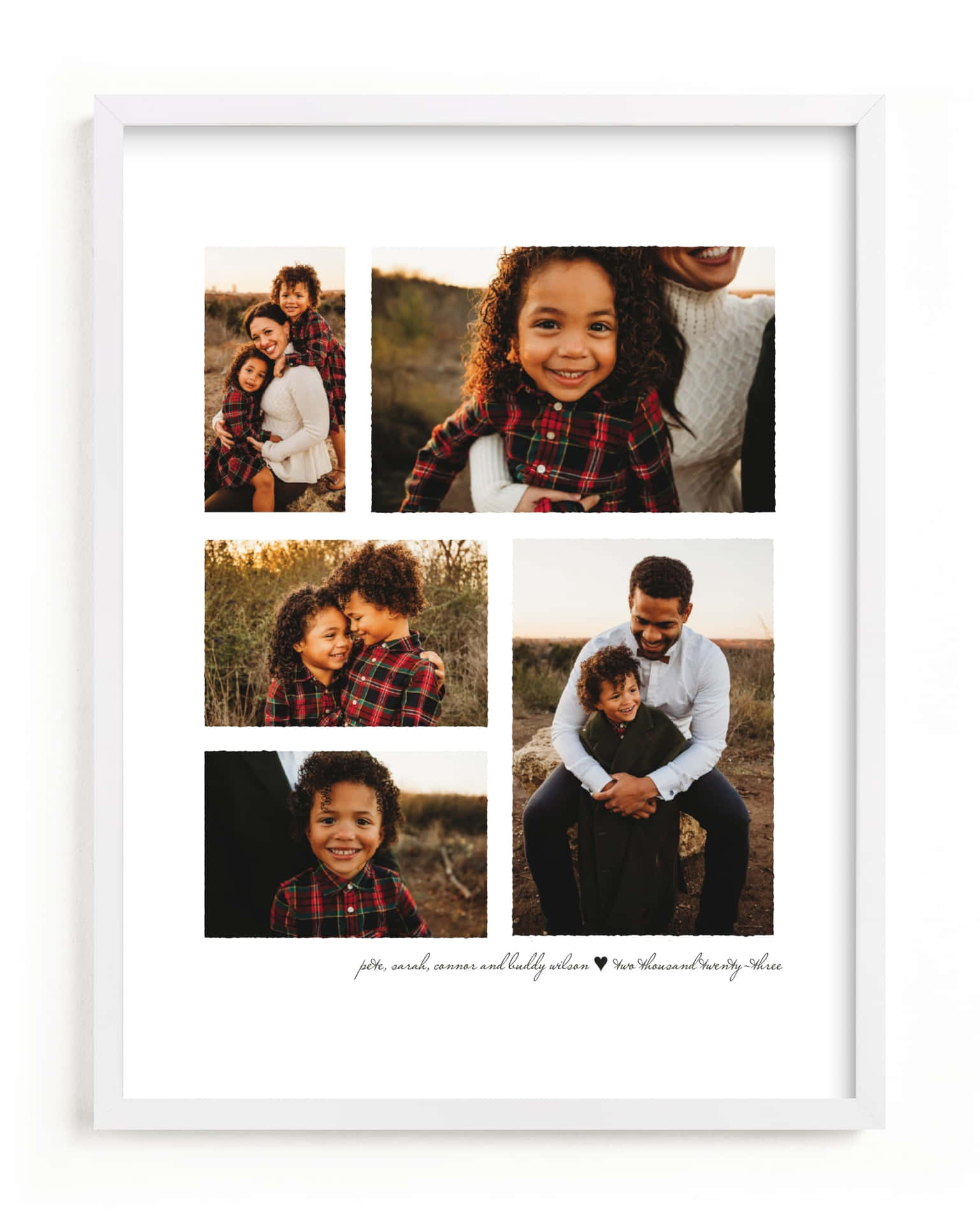 Einefamilienfoto-collage In Einem Weißen Rahmen.